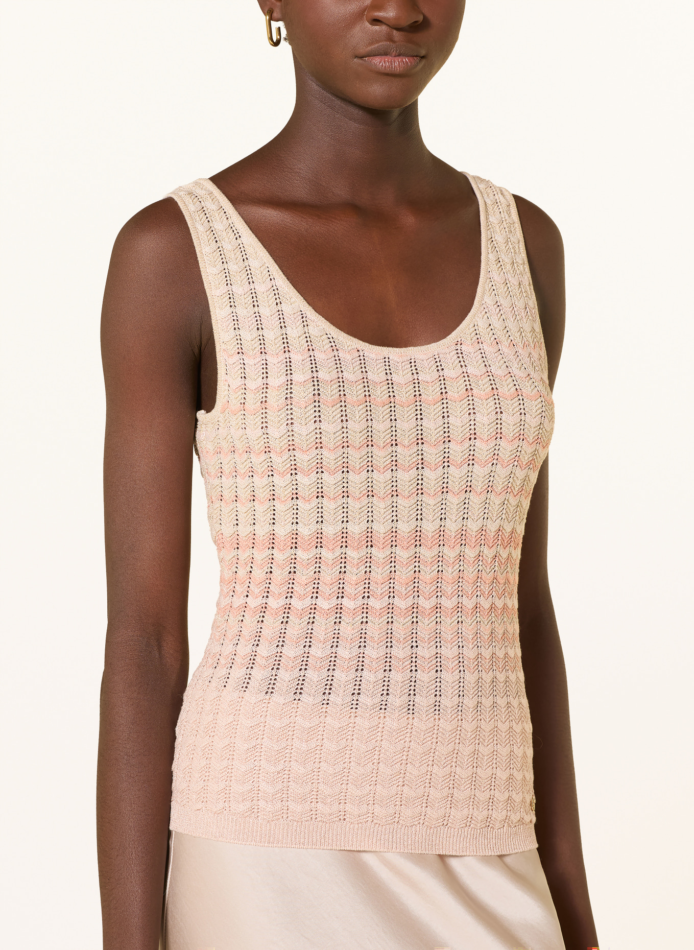 GUESS Top en maille ROSALYN avec fil pailleté: BEIGE / SAUMON
