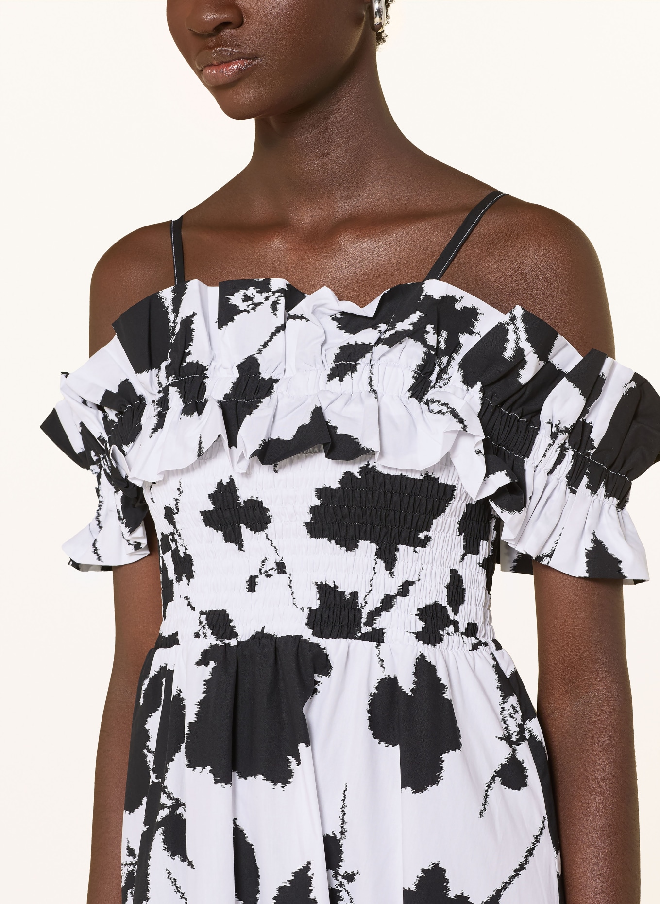 MARYAN MEHLHORN Plážové šaty FLORASCAPE s volánky: BÍLÁ / ČERNÁ