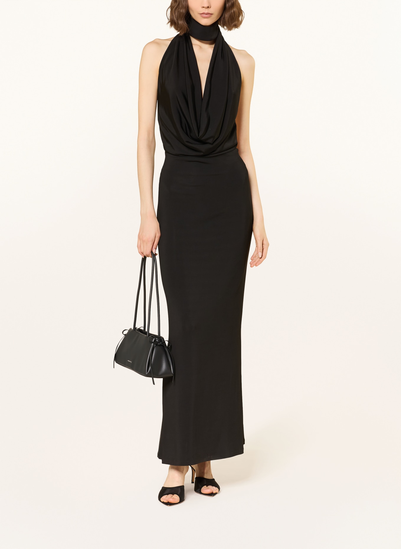 UNDRESS CODE Jerseyové šaty RHAPSODY: ČERNÁ