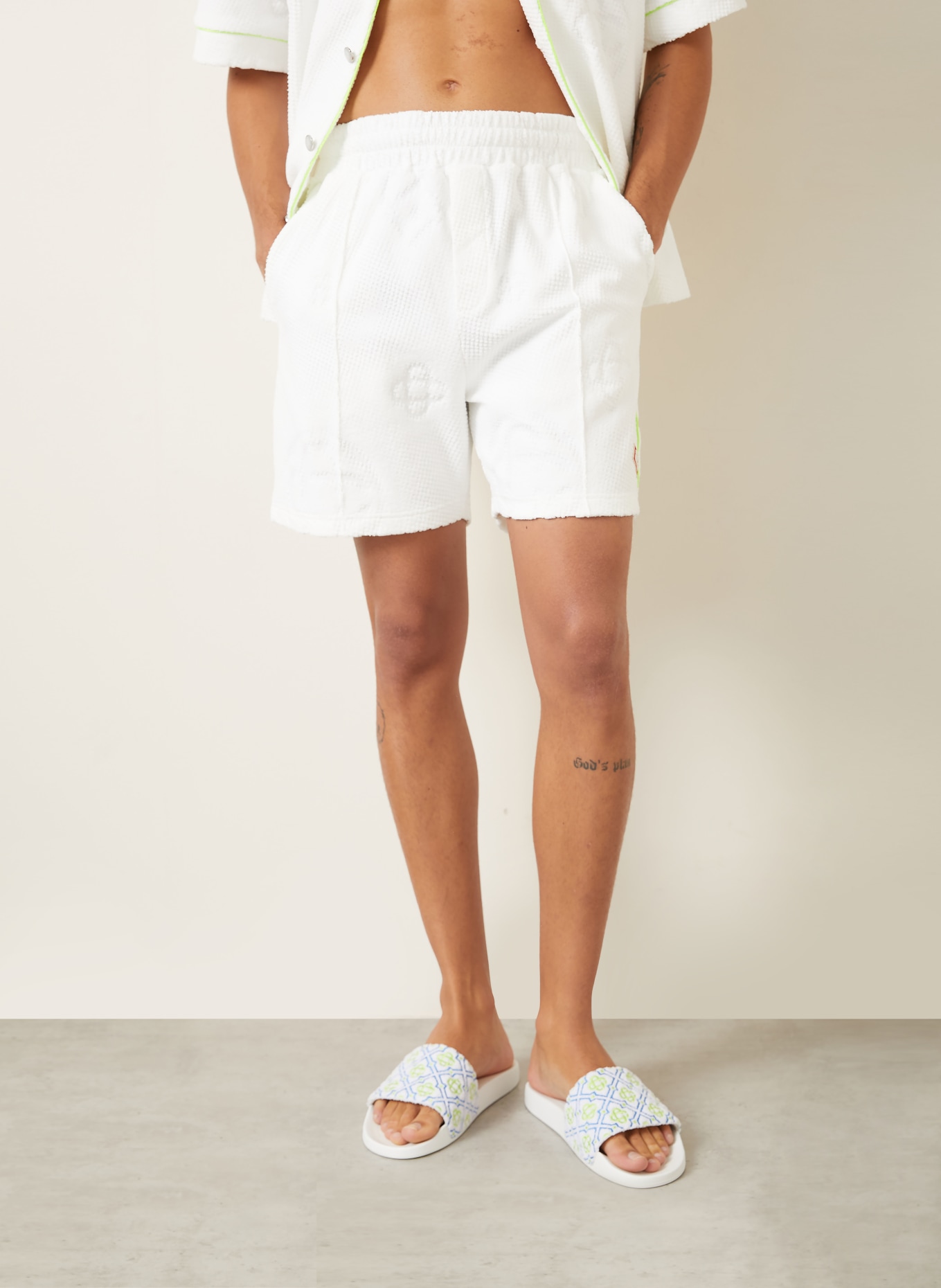 Casablanca Frotteeshorts: WEISS / NEONGRÜN