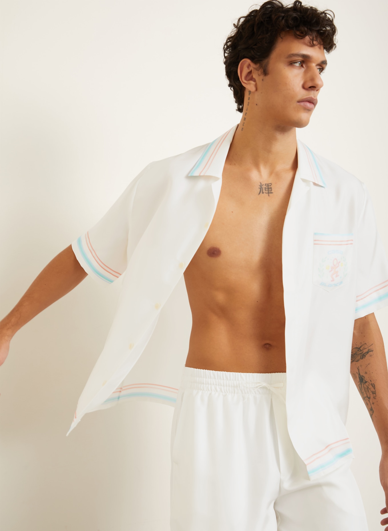 Casablanca Resorthemd DANCE JOY Comfort Fit aus Seide: WEISS / HELLROT / HELLBLAU