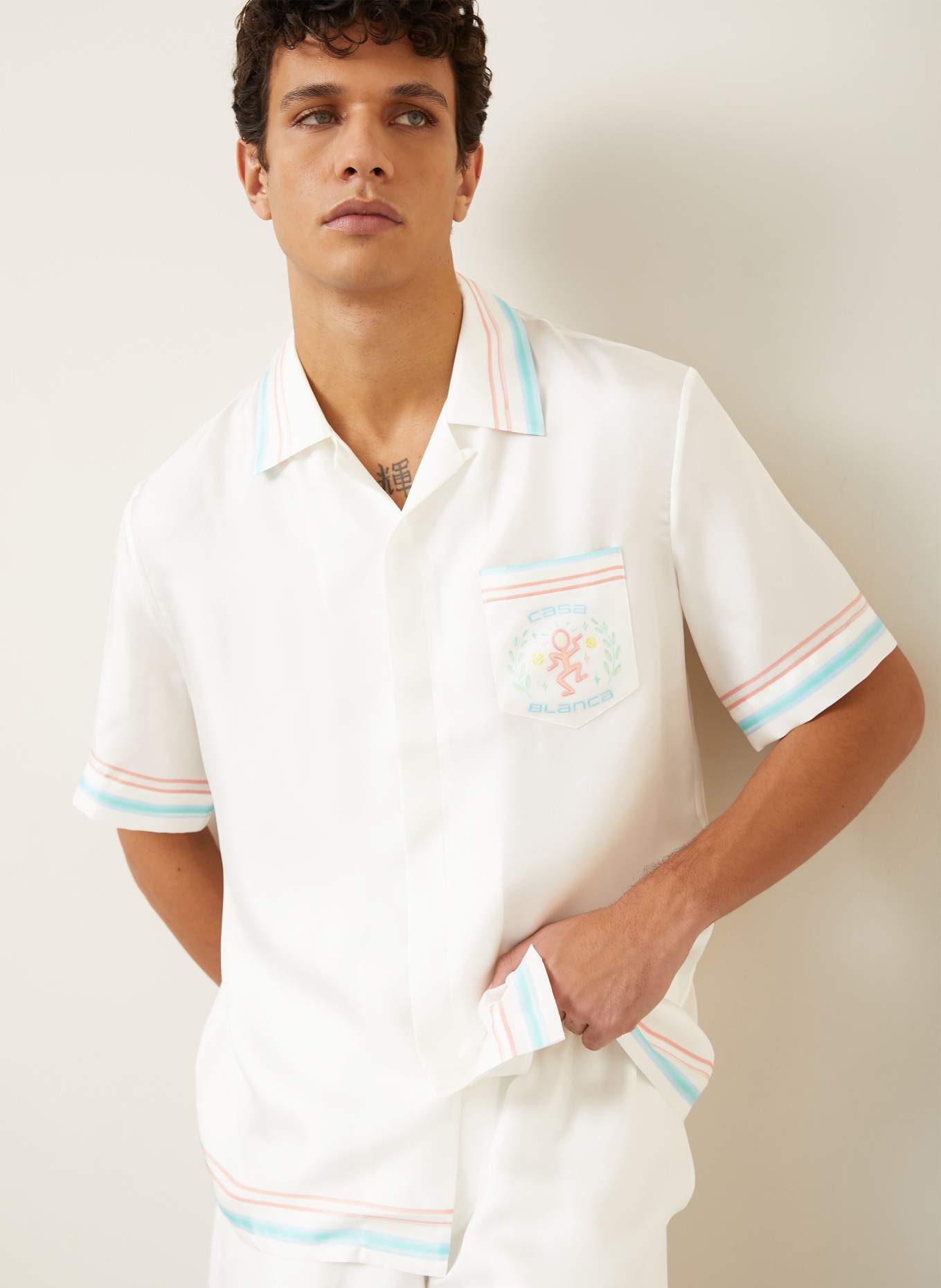 Casablanca Resorthemd DANCE JOY Comfort Fit aus Seide: WEISS / HELLROT / HELLBLAU