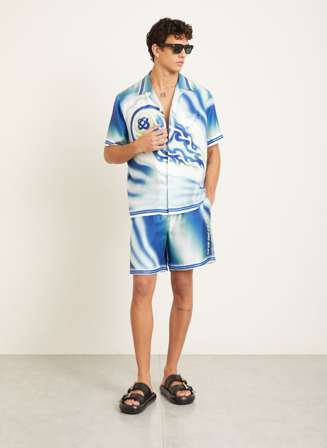 Casablanca Resorthemd FLAMING TENNIS BALL Comfort Fit aus Seide: BLAU / NEONGRÜN / WEISS