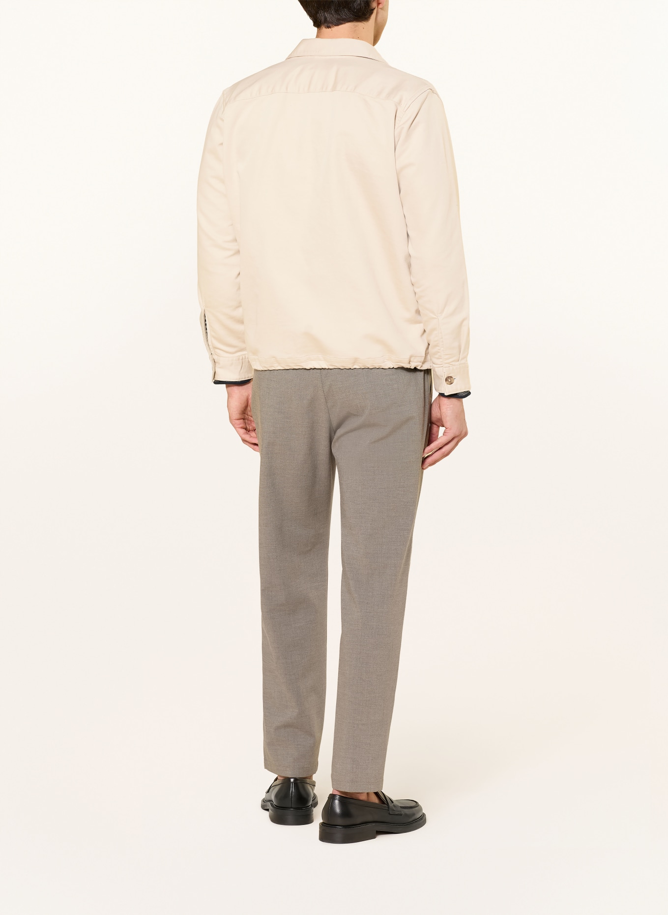 Marc O'Polo Předsedající: BÉŽOVÁ