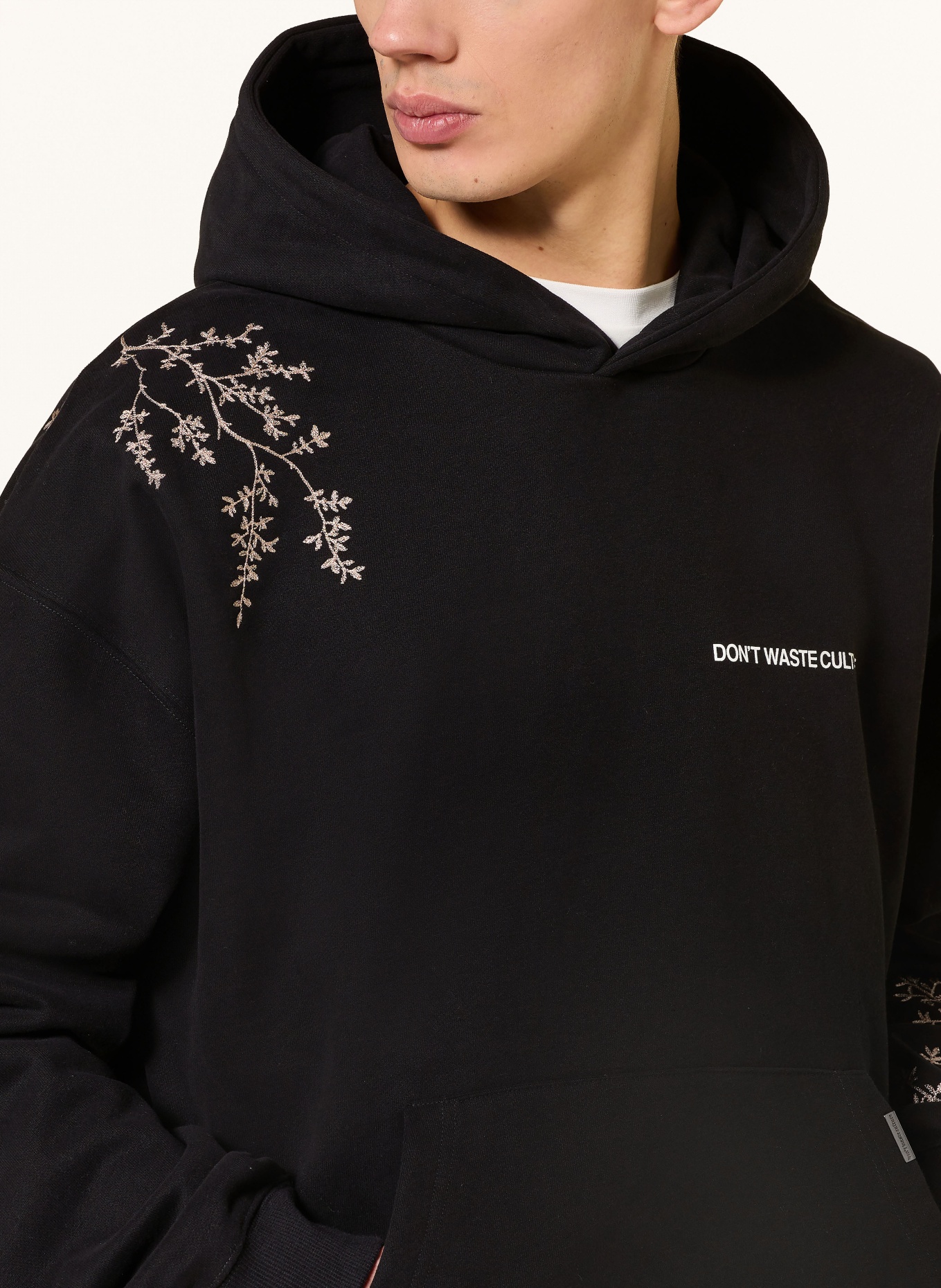 don't waste culture Sweat à capuche KOHANAE: NOIR / CRÈME