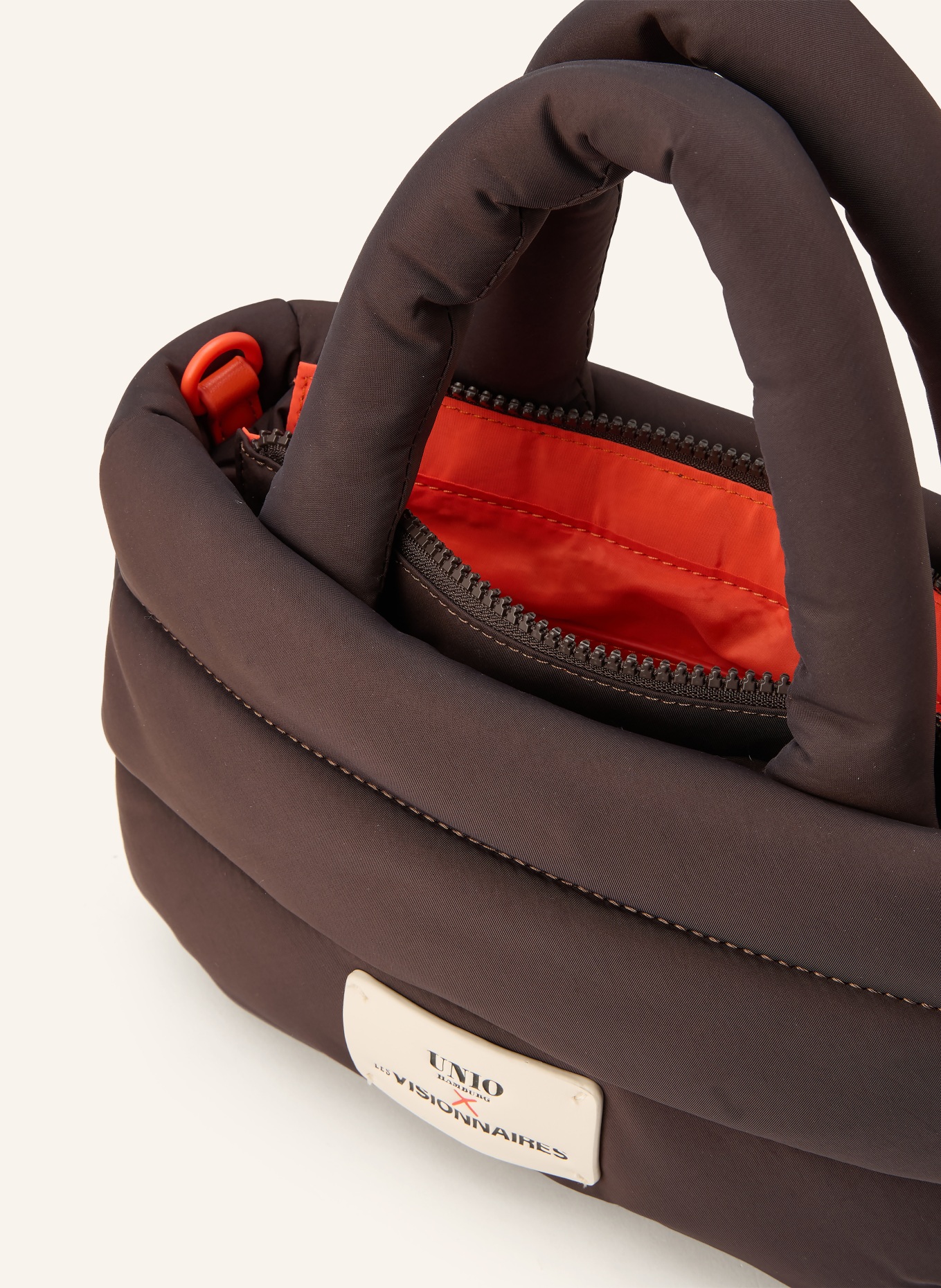 UNIO Handtasche CORTINA SMALL: DUNKELBRAUN / ORANGE
