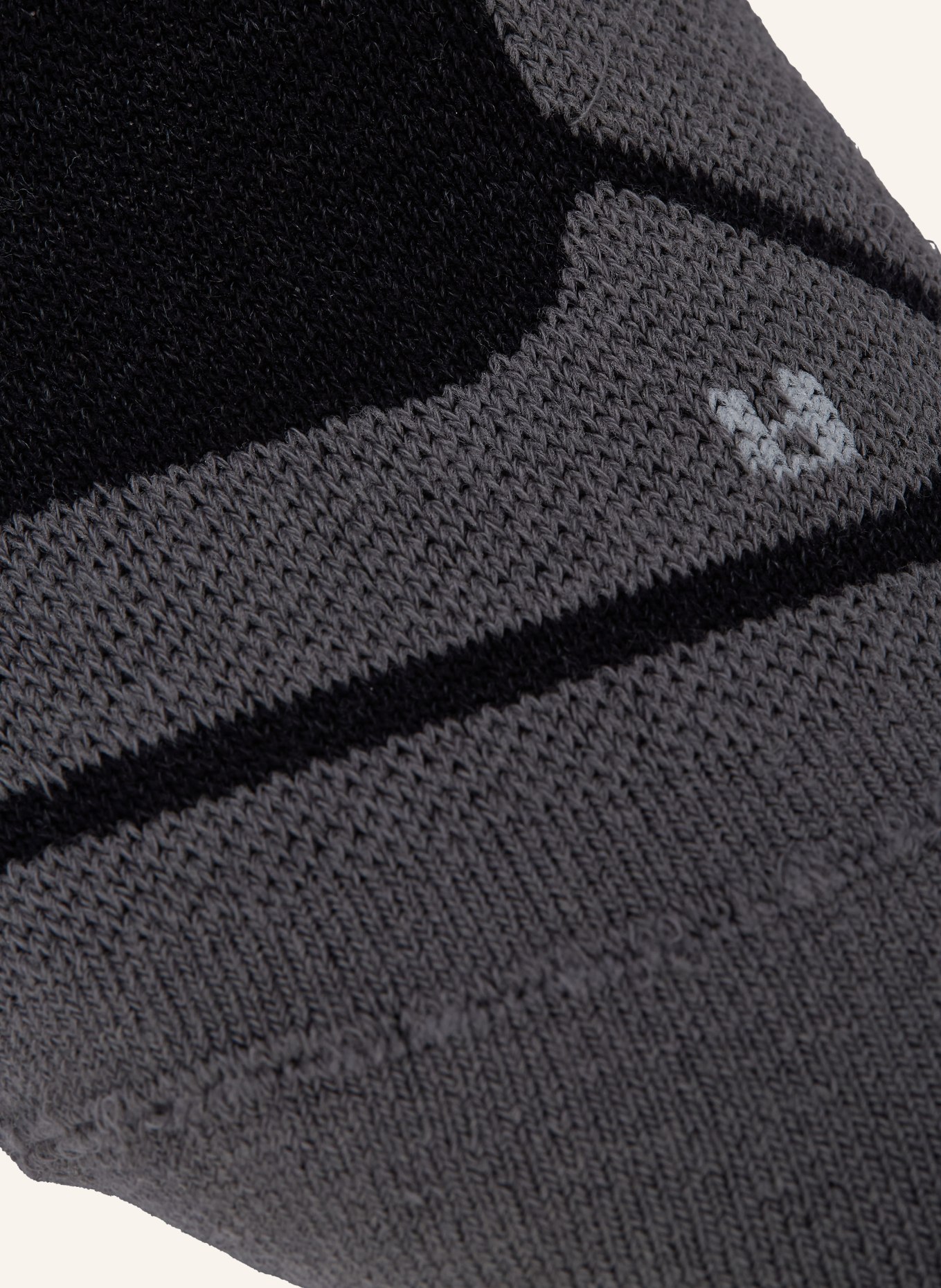 cep Trekking-Socken HIKING LIGHT CUSHION COMPRESSION MID CUT mit Merinowolle: SCHWARZ / GRAU