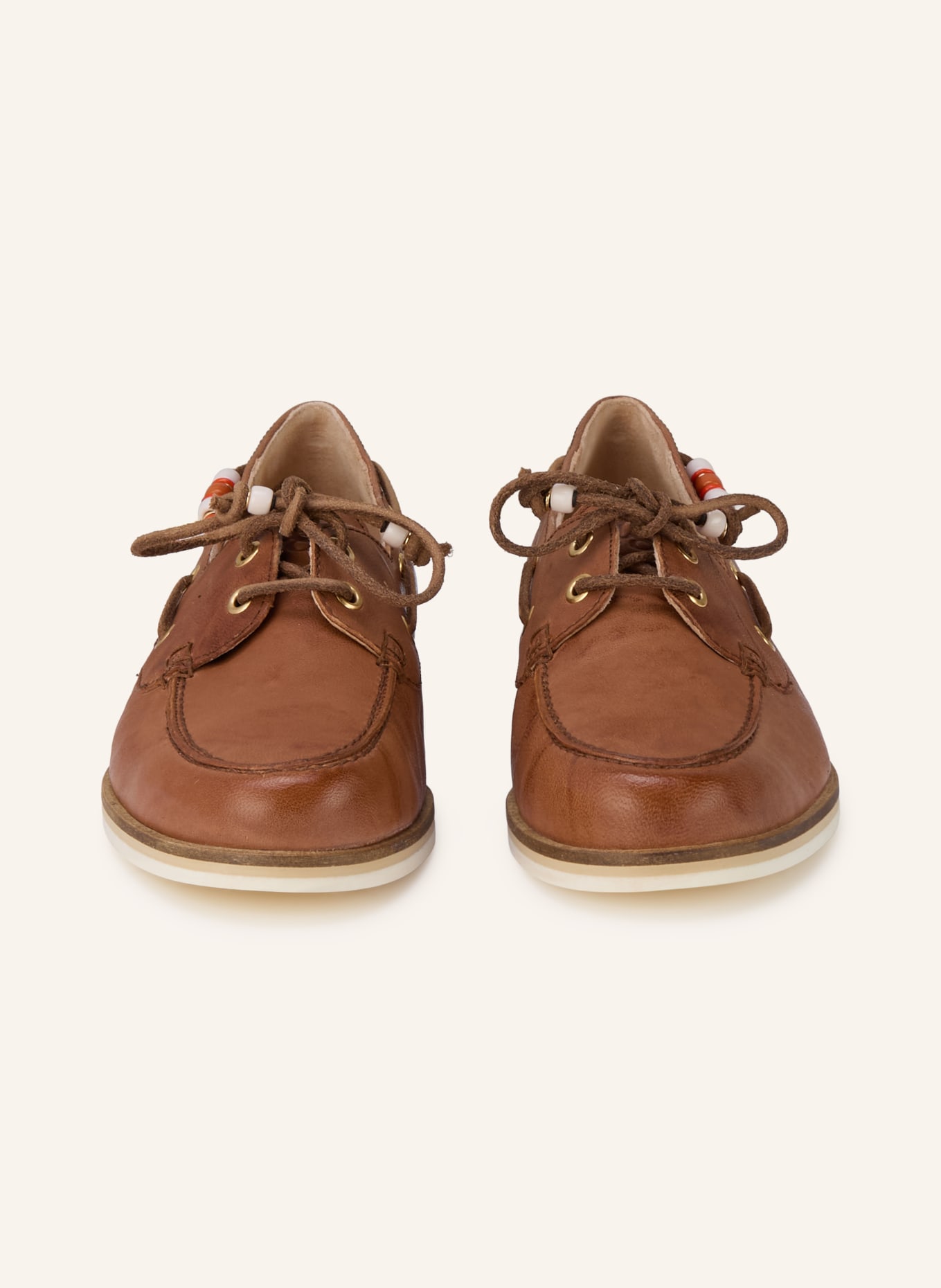 paul green boat shoes: BROWN