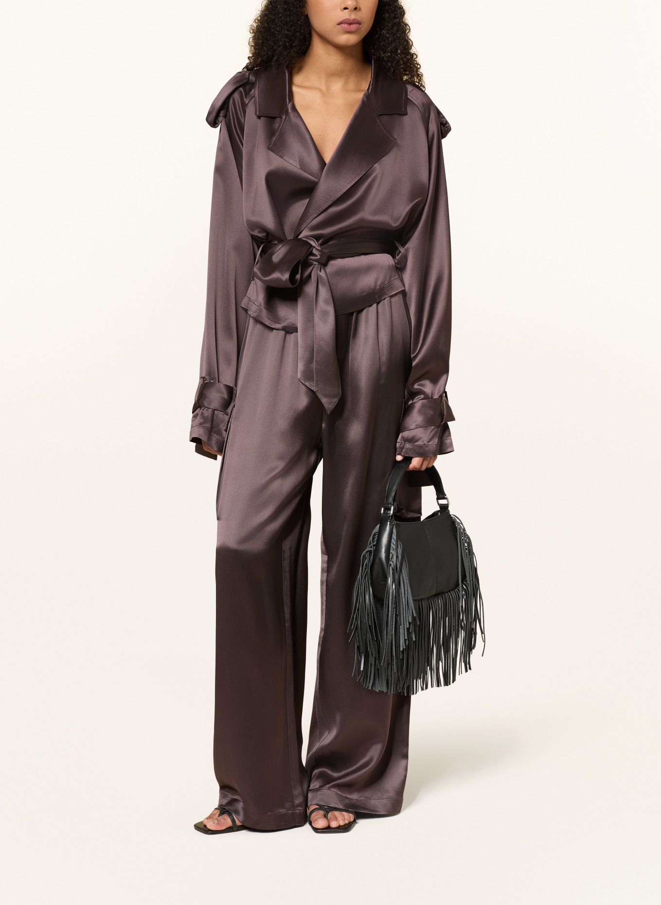 NÚNOO Umhängetasche BETTY FRINGE RIVER SMALL: SCHWARZ / SILBER