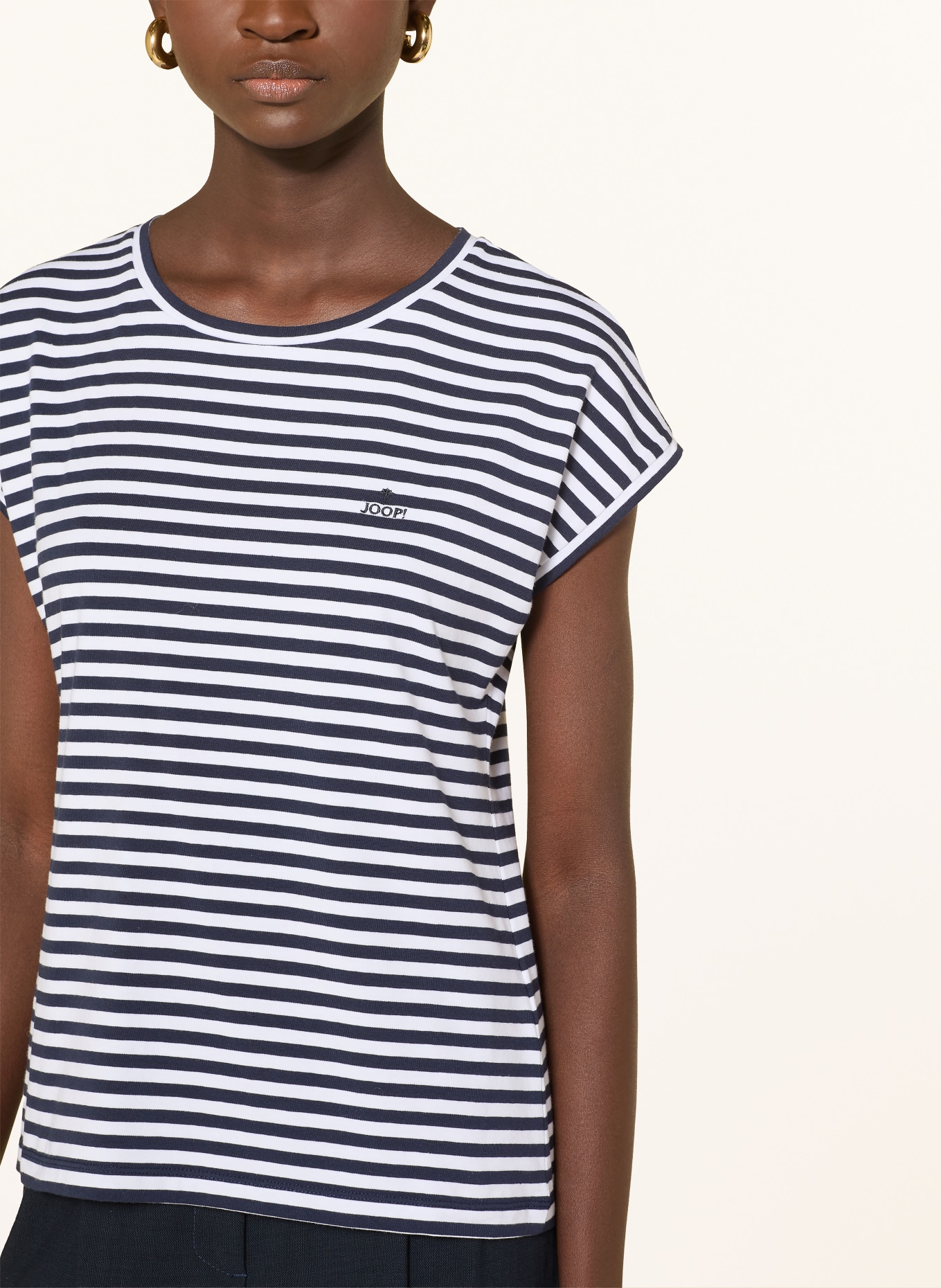 JOOP! T-shirt TULIA: BLEU FONCÉ / BLANC