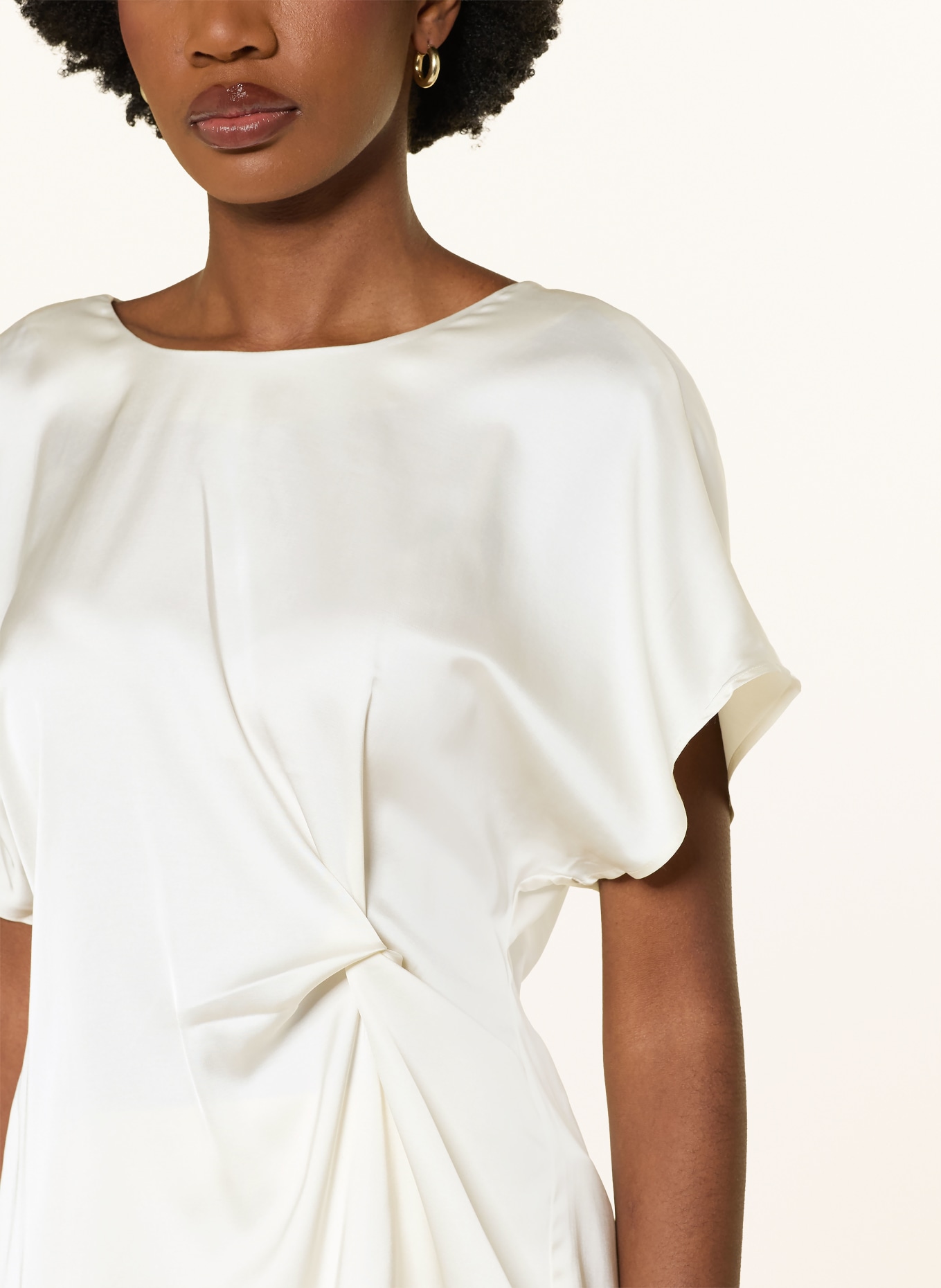 MRS & HUGS Blusenshirt aus Satin: WEISS