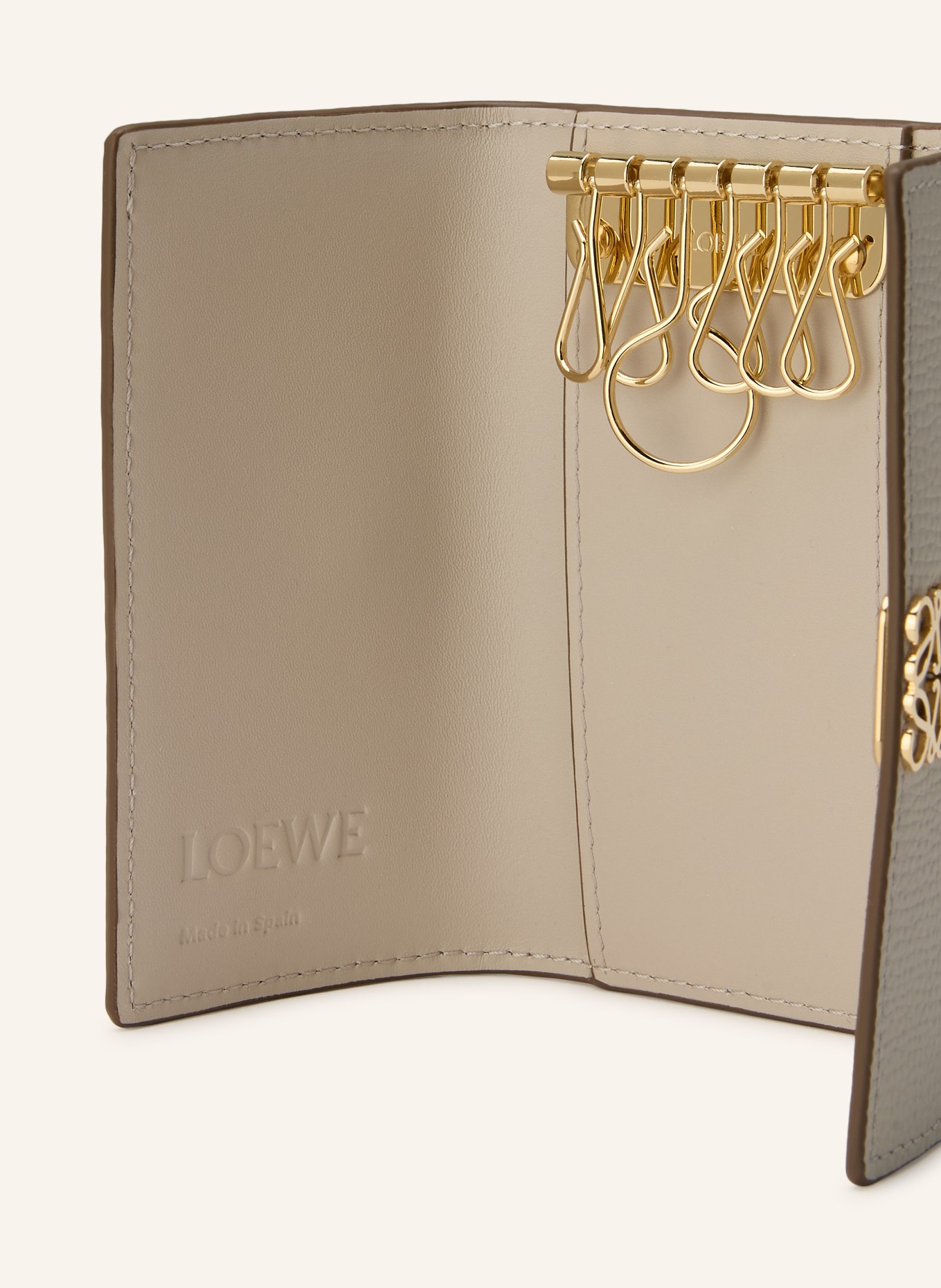 LOEWE Schlüsseletui ANAGRAM: HELLGRAU