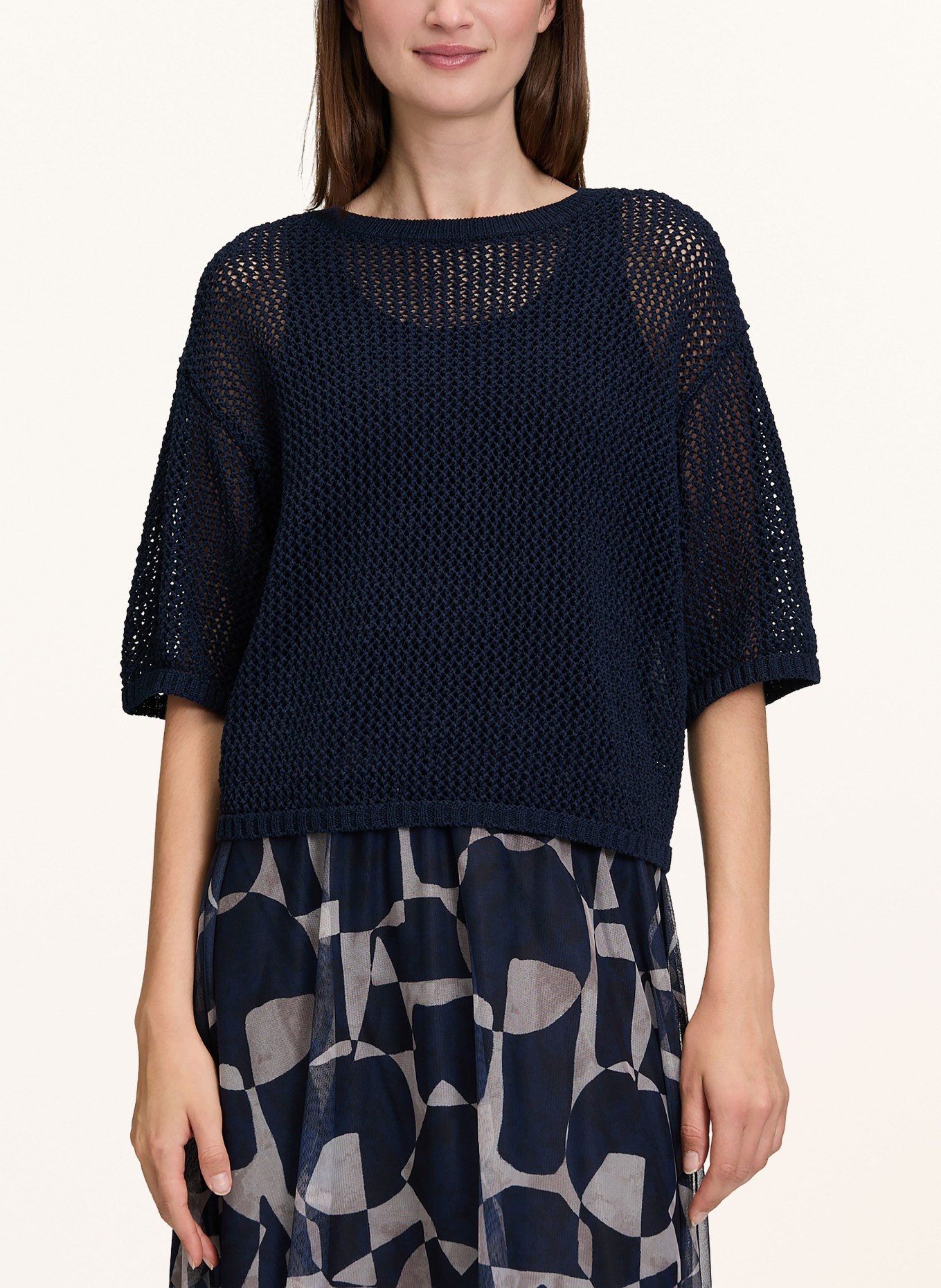 BETTY&CO pletené tričko: TMAVĚ MODRÁ