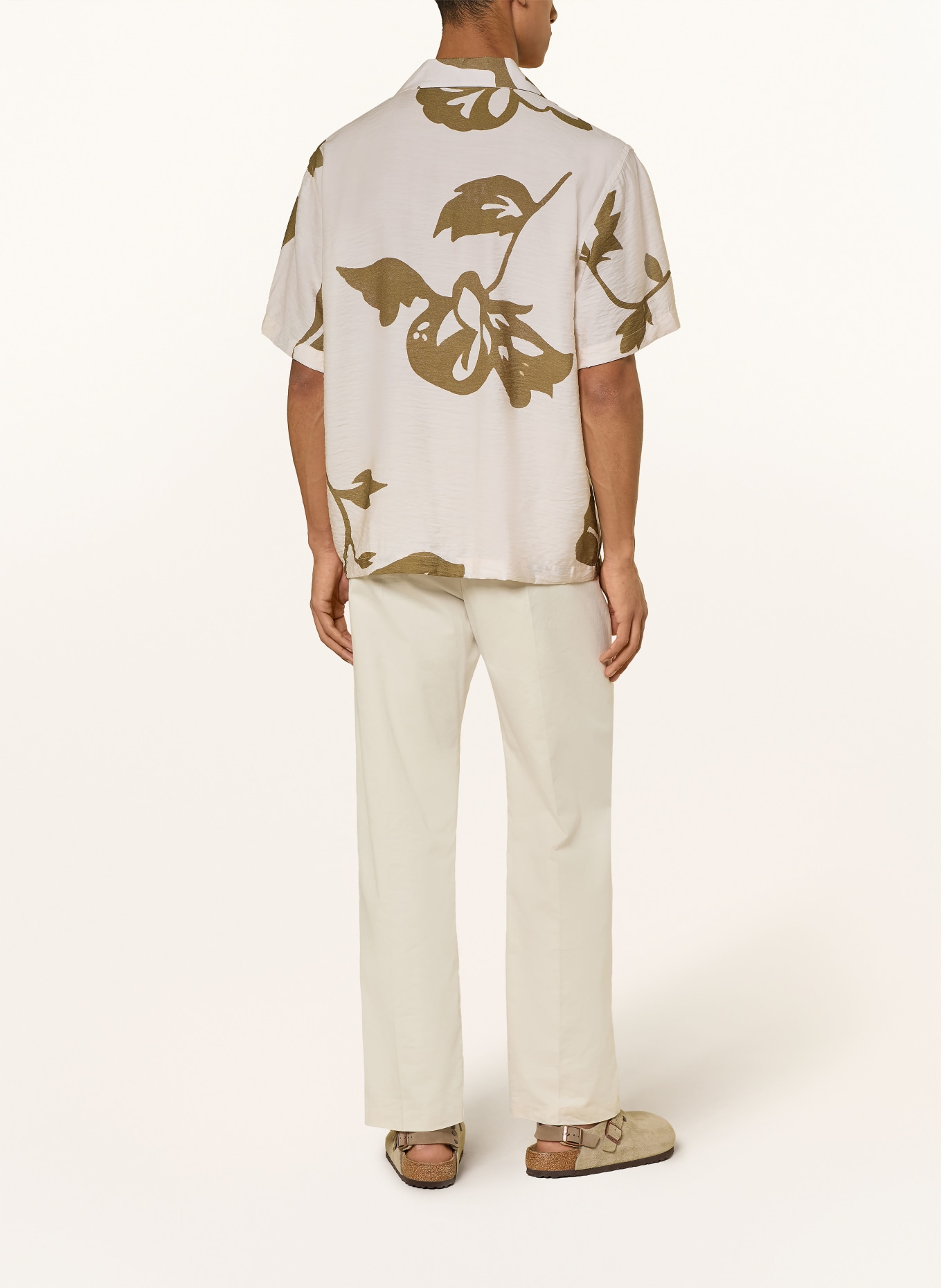 I'M BRIAN Comfort Fit Resort Shirt: CREAM / KHAKI