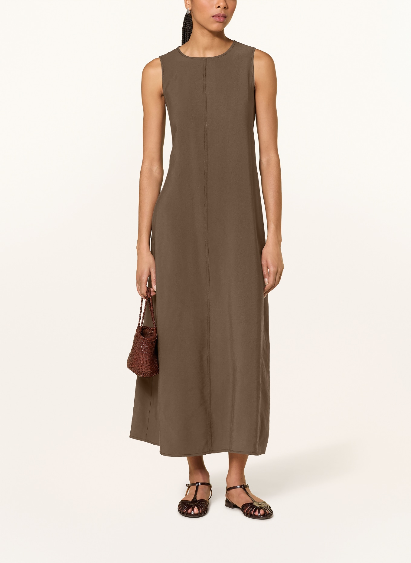 mavi šaty: TMAVĚ HNĚDÁ