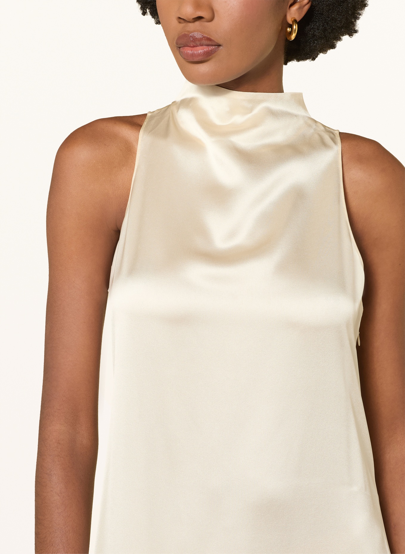 MRS & HUGS evening gown: ECRU