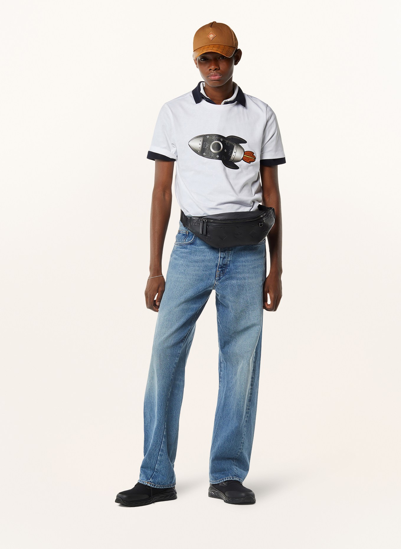 MCM Gürteltasche FURSTEN MEDIUM: SCHWARZ