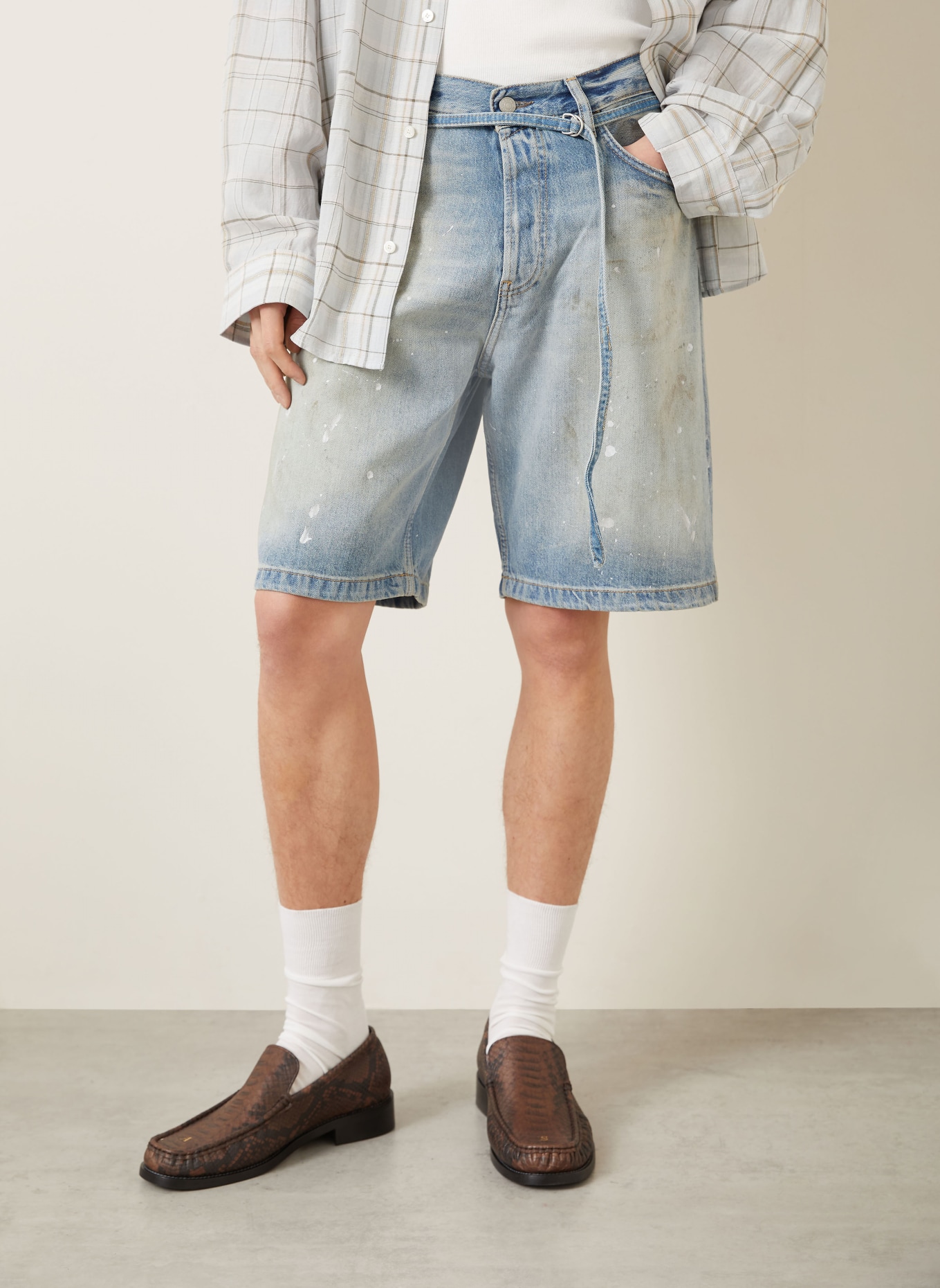 Acne Studios Jeansshorts: 228 light blue