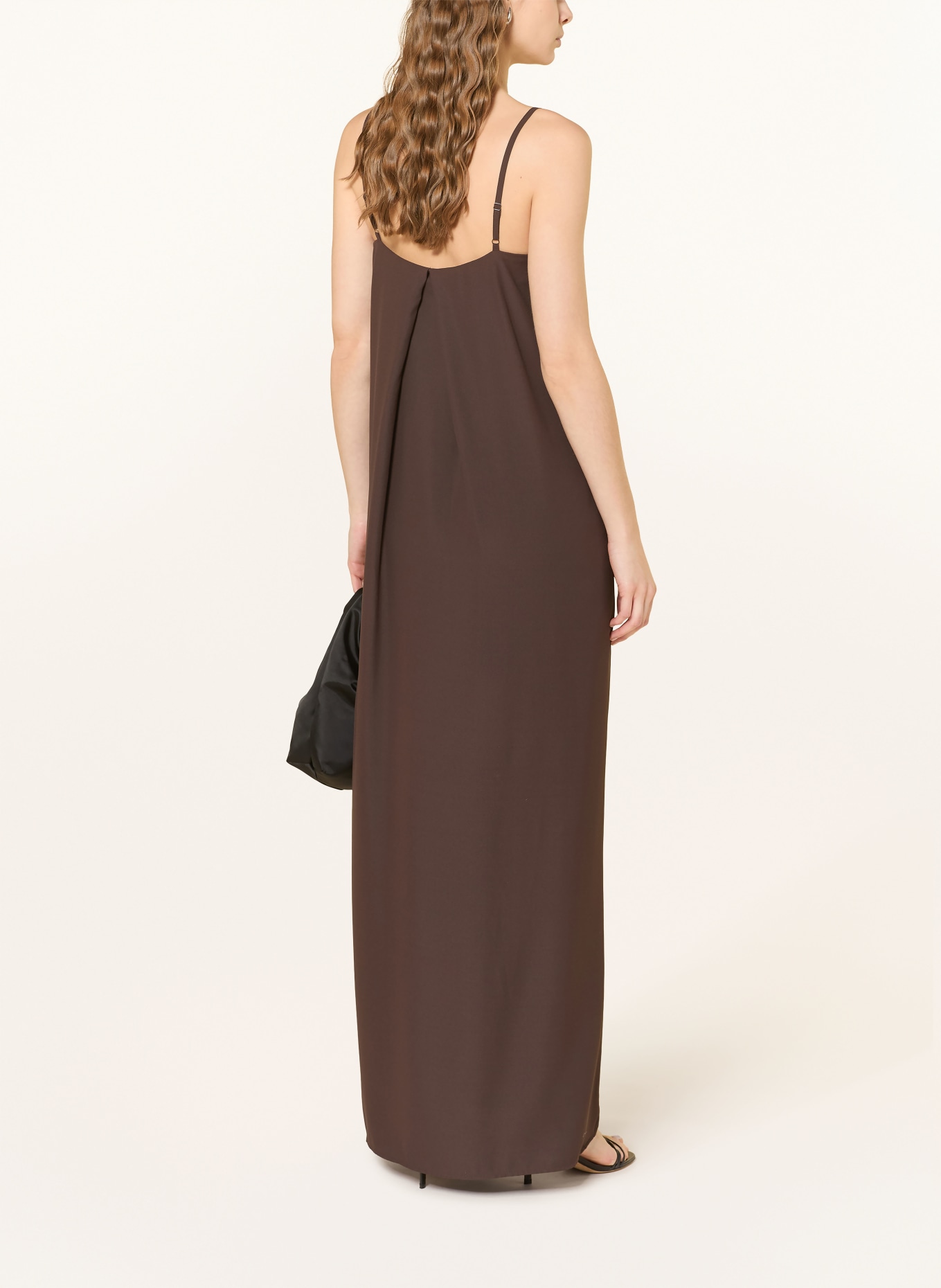 Stylein MAJLA dress: DARK BROWN