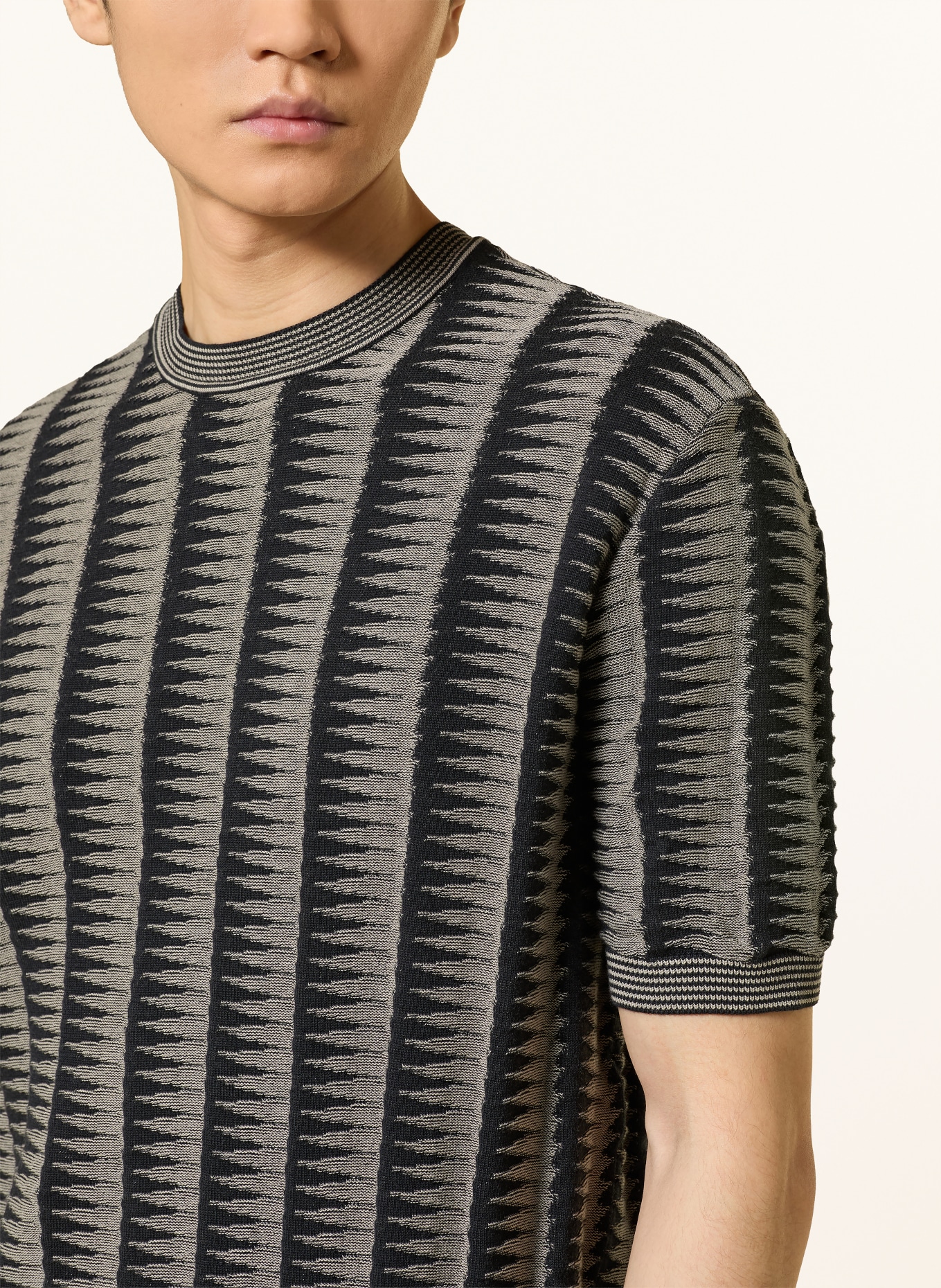 EMPORIO ARMANI Strickshirt: SCHWARZ / BEIGE