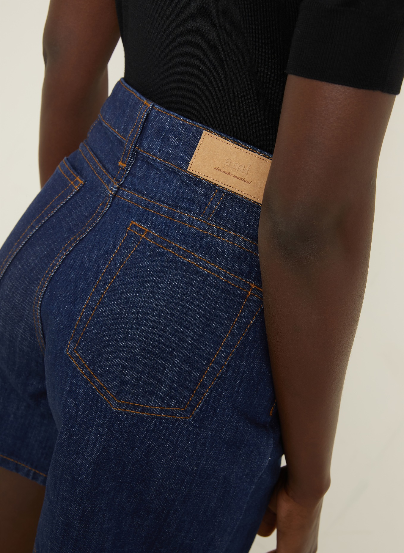 AMI PARIS short en jean: 402 INDIGO