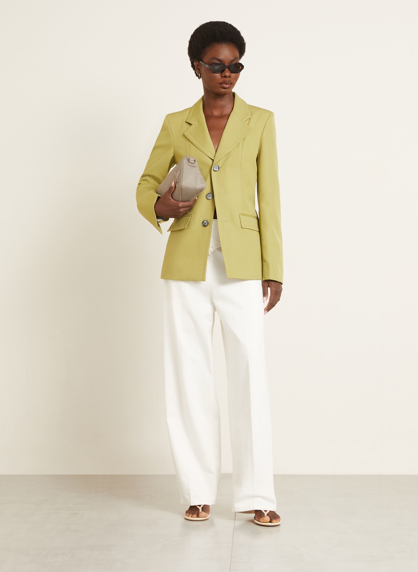 AMI PARIS Wide Leg Jeans: 136 BLANC CREME