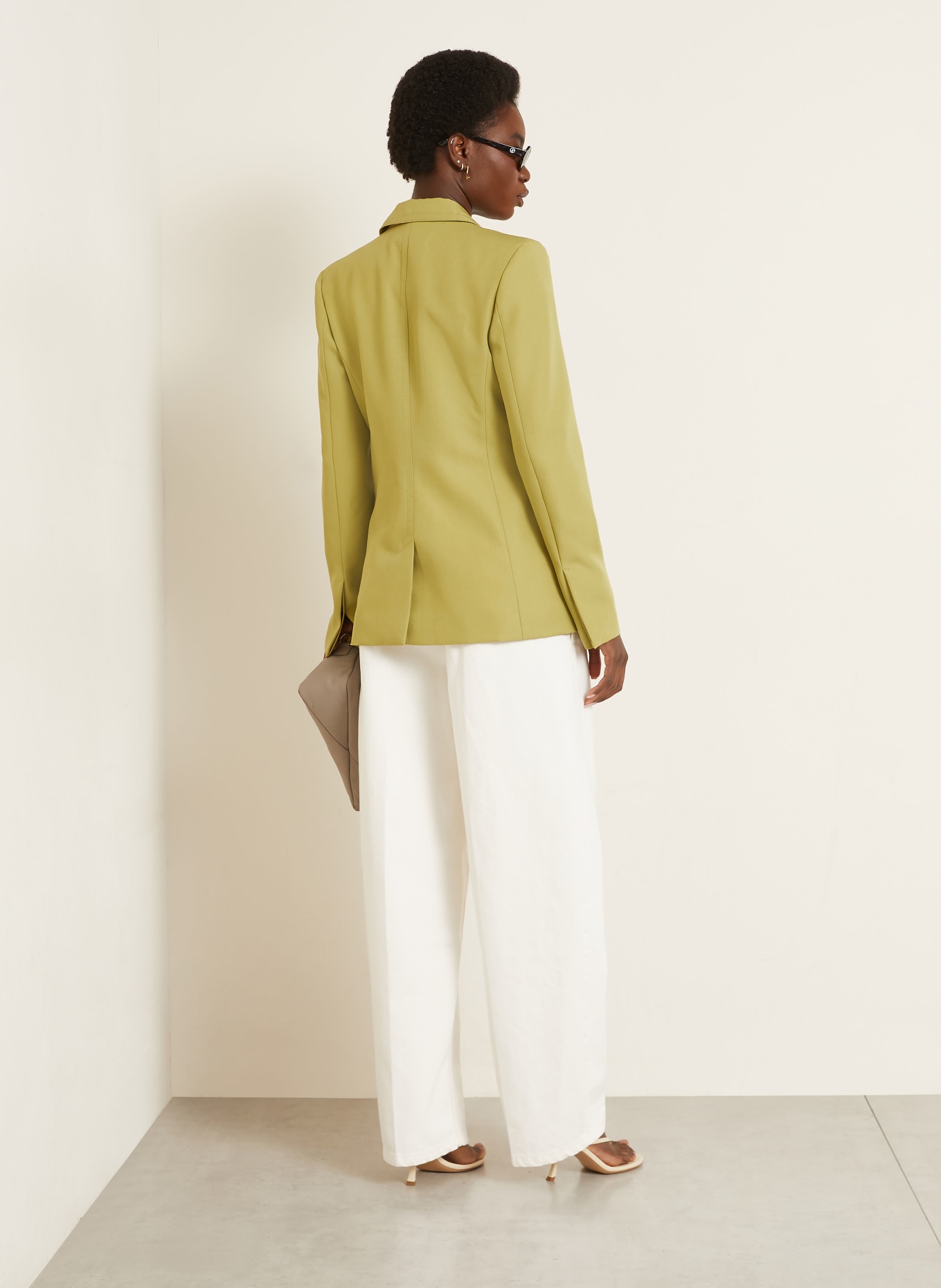 AMI PARIS Wide Leg Jeans: 136 BLANC CREME