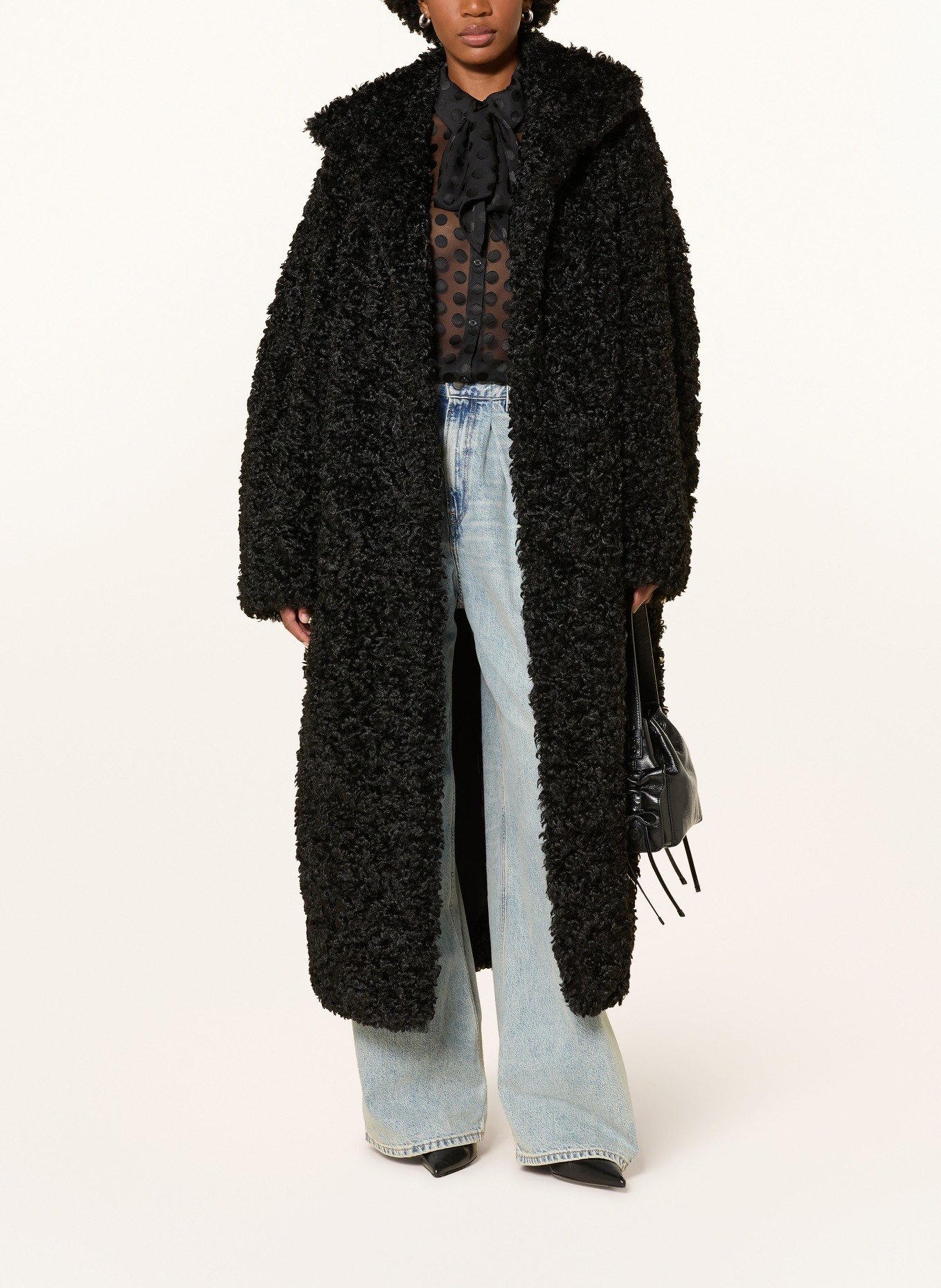 The Frankie Shop Manteau en fourrure synthétique RAVELLO: NOIR