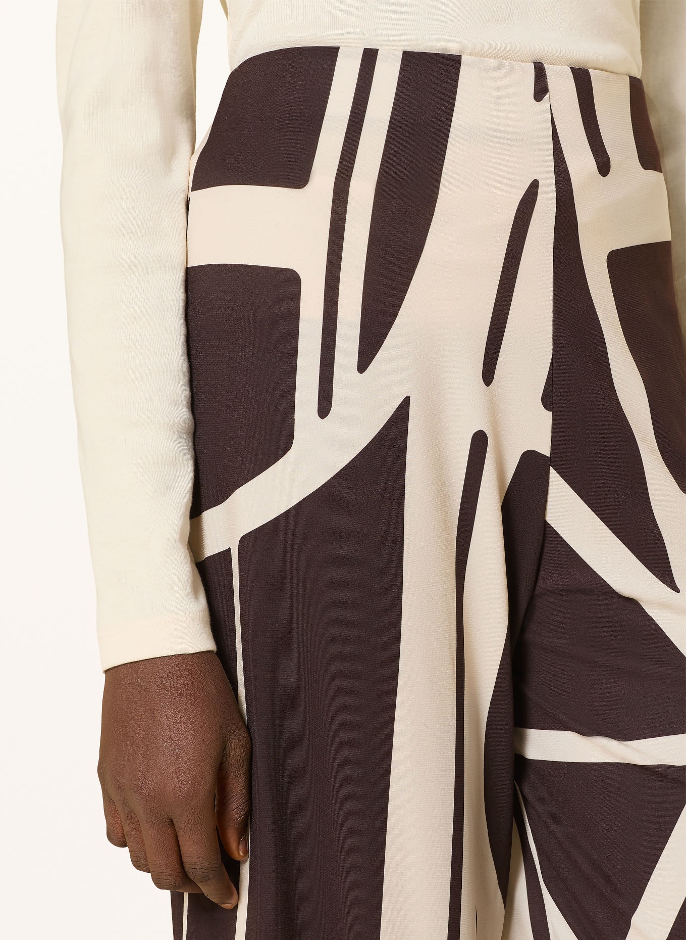 Miss Lagotte Spodnie z materiału typu marlene: CIEMNOBRĄZOWY / KREMOWY