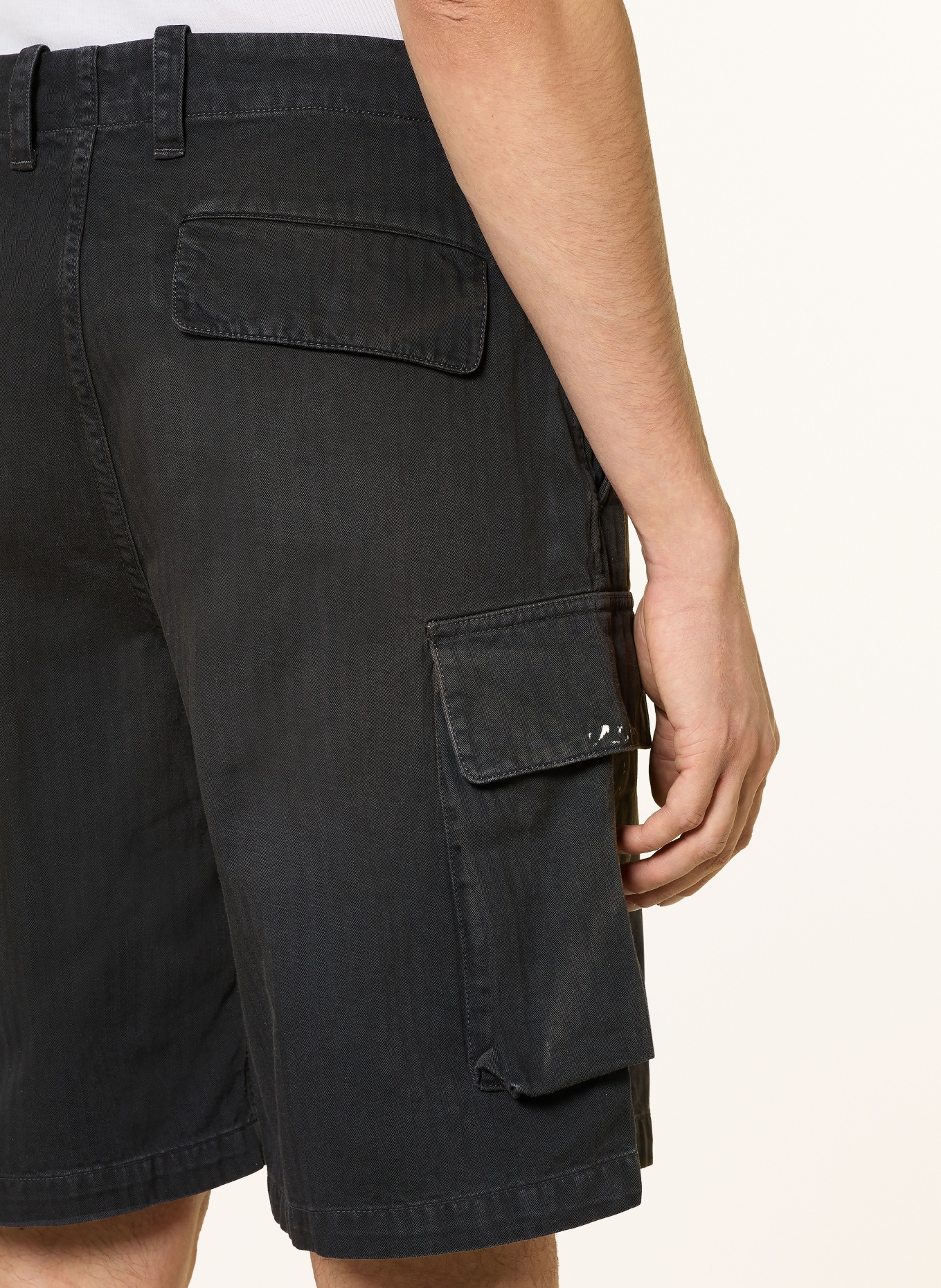 OUR LEGACY Cargoshorts: SCHWARZ