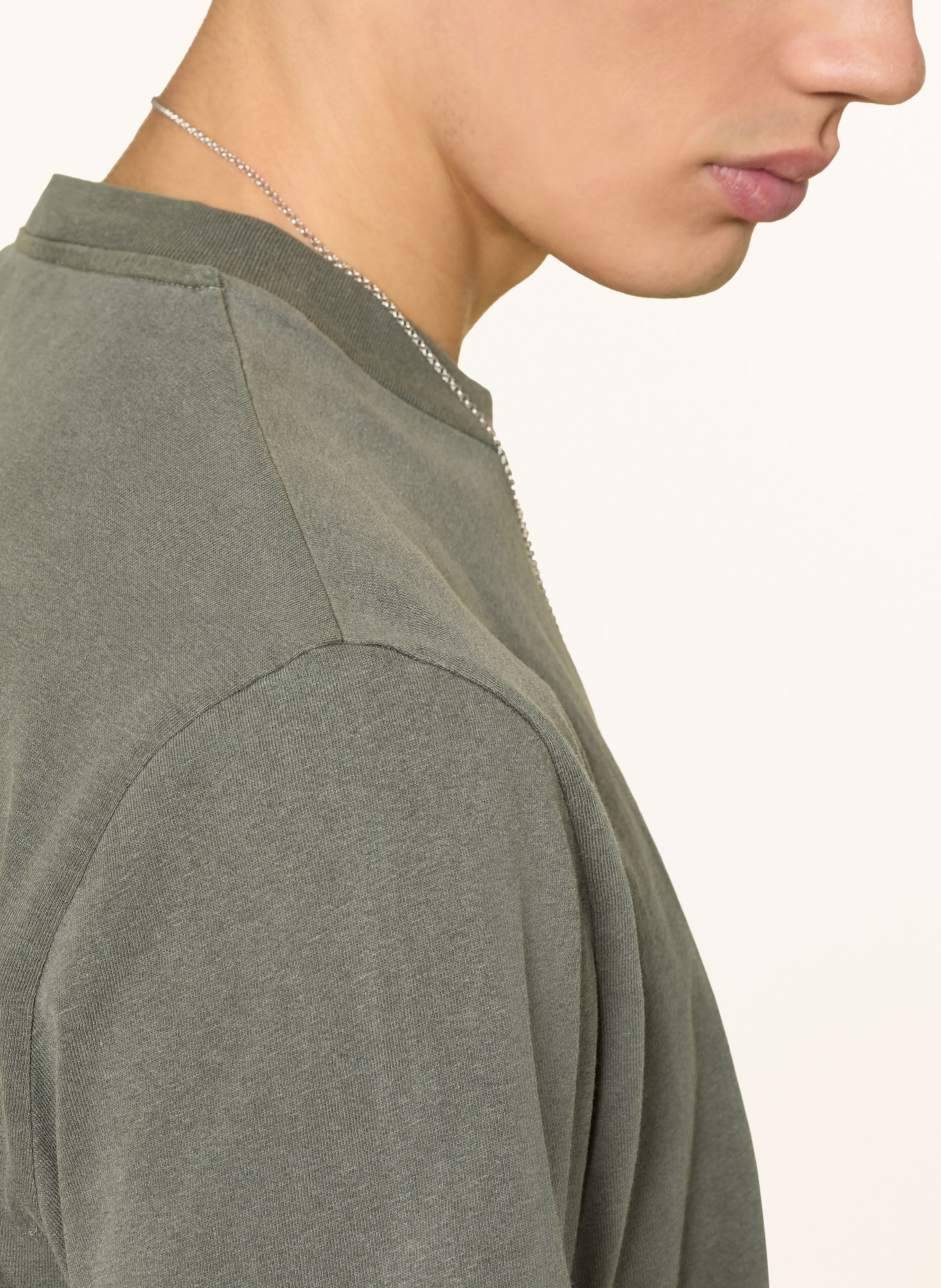 OUR LEGACY tričko: OLIVOVÁ