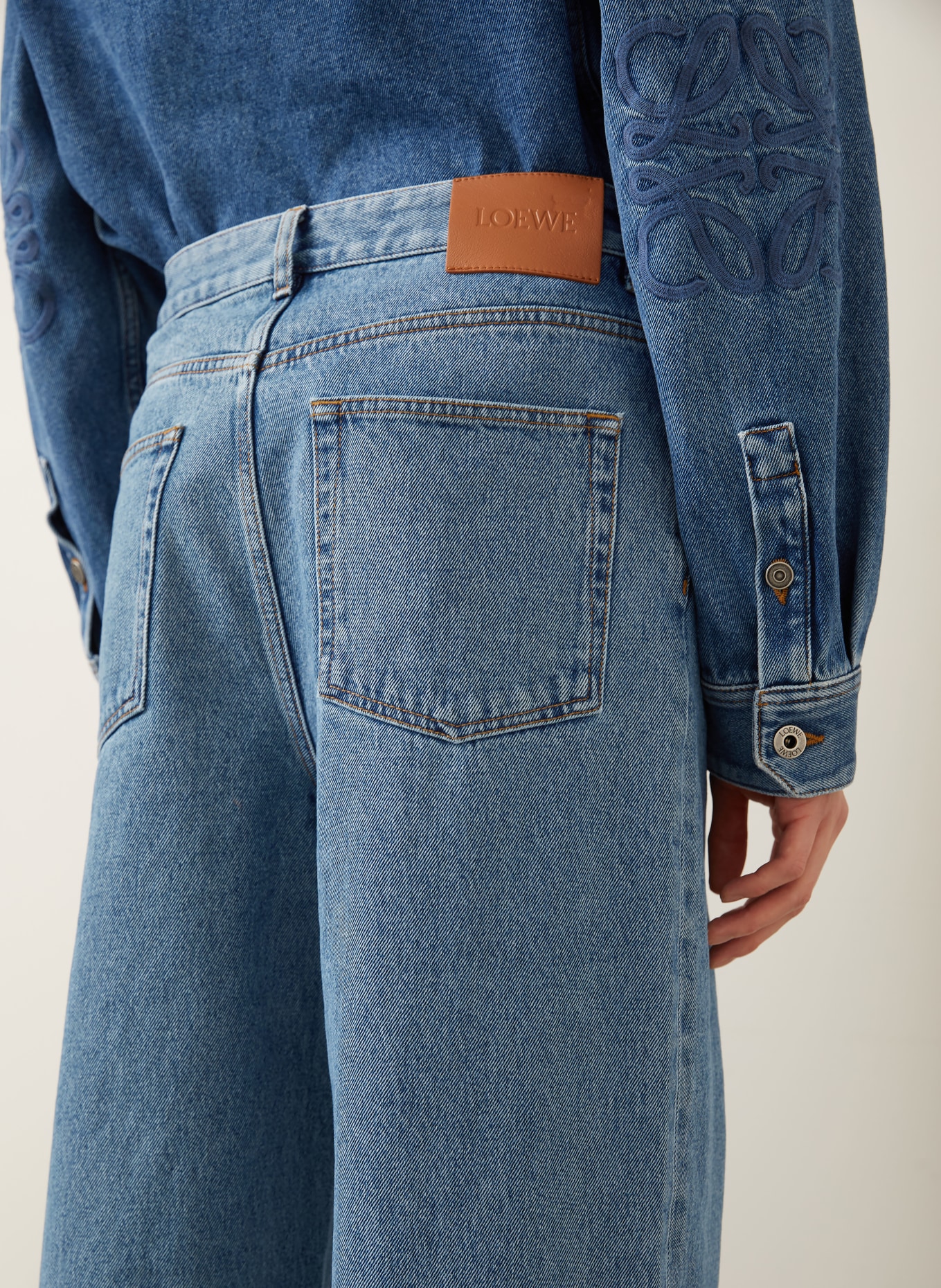 LOEWE Jeans ANAGRAM BAGGY Regular Fit: 5320 JEANS BLUE