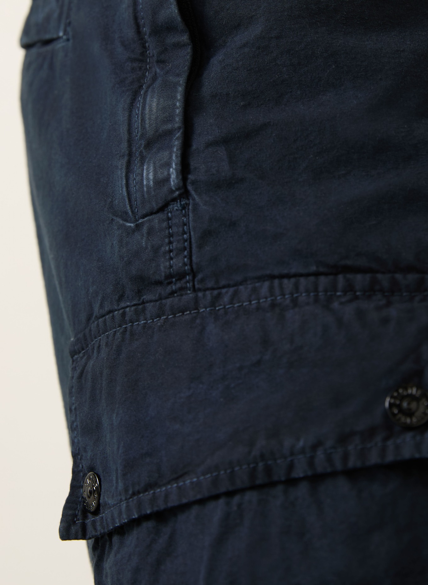 STONE ISLAND Cargoshorts: DUNKELBLAU