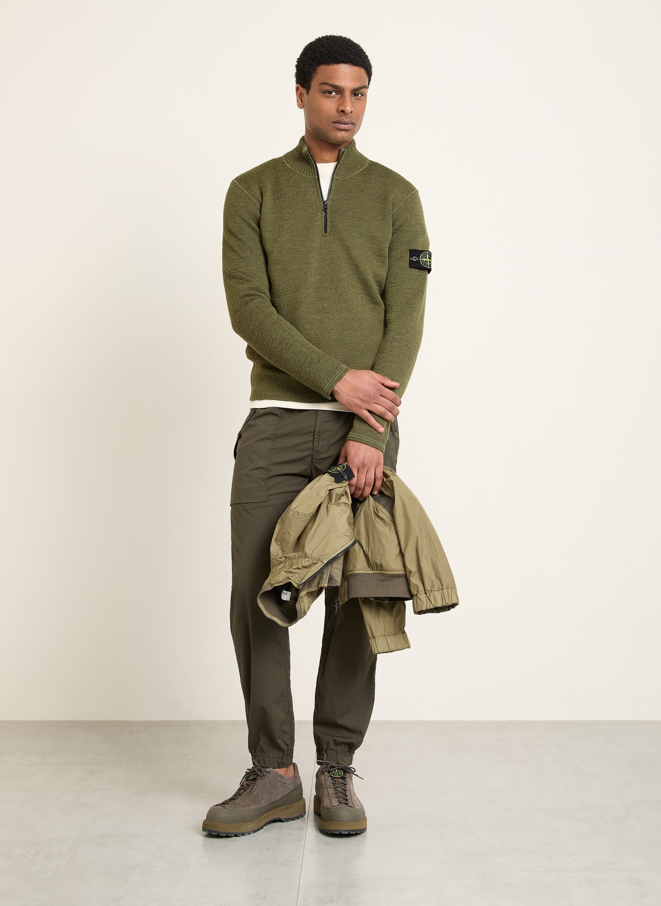 STONE ISLAND Troyer: KHAKI / BLACK