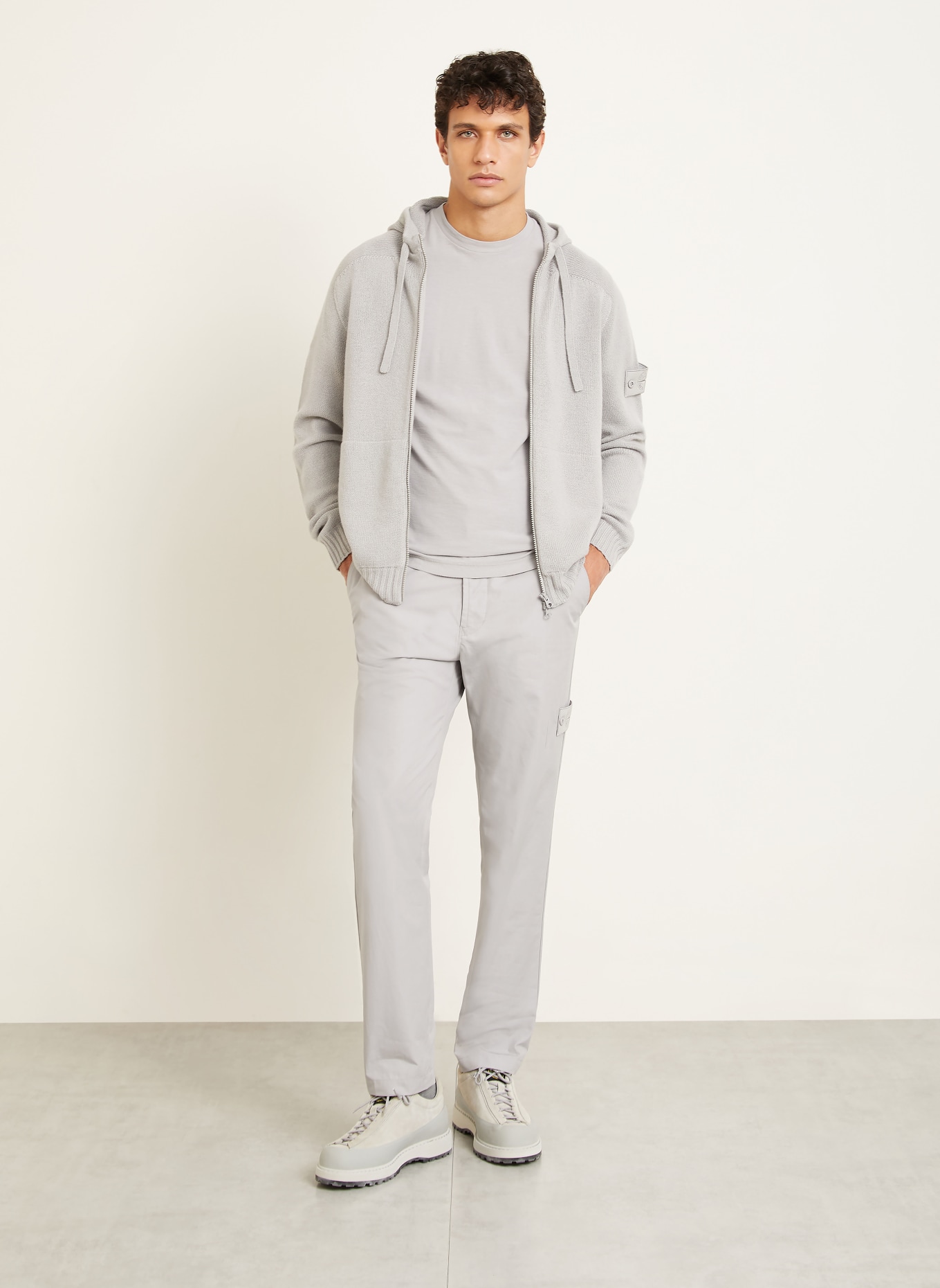 STONE ISLAND Chino GHOST Slim Fit: LIGHT GRAY