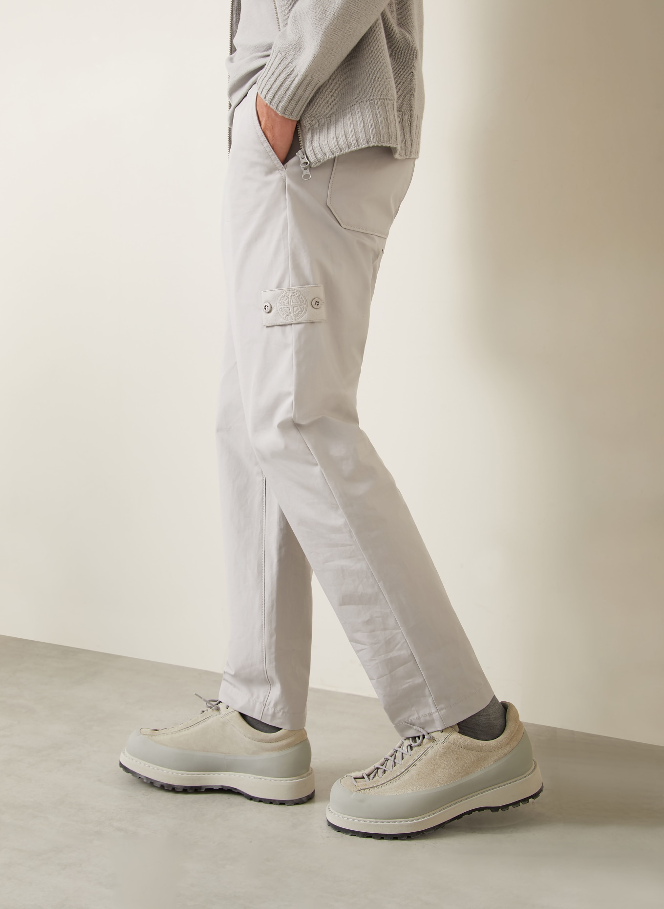 STONE ISLAND Chino GHOST Slim Fit: LIGHT GRAY