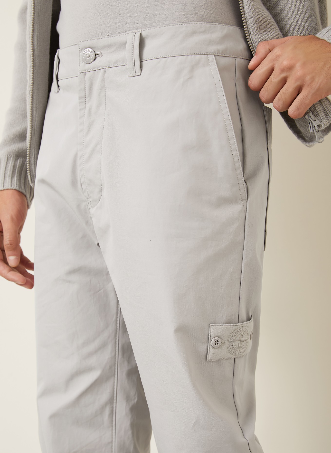 STONE ISLAND Chino GHOST Slim Fit: LIGHT GRAY
