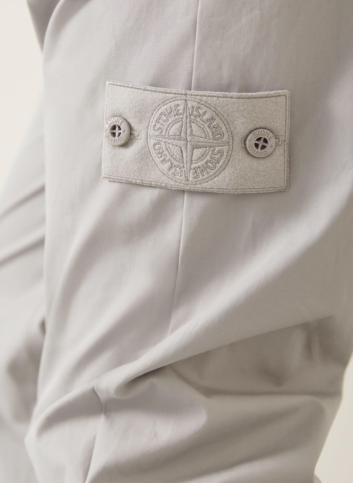 STONE ISLAND Chino GHOST Slim Fit: LIGHT GRAY