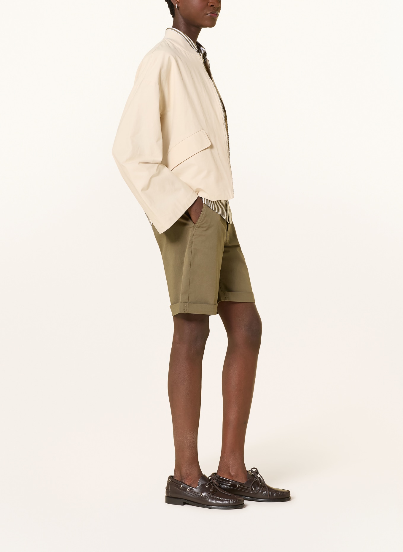 MAC Shorts: KHAKI