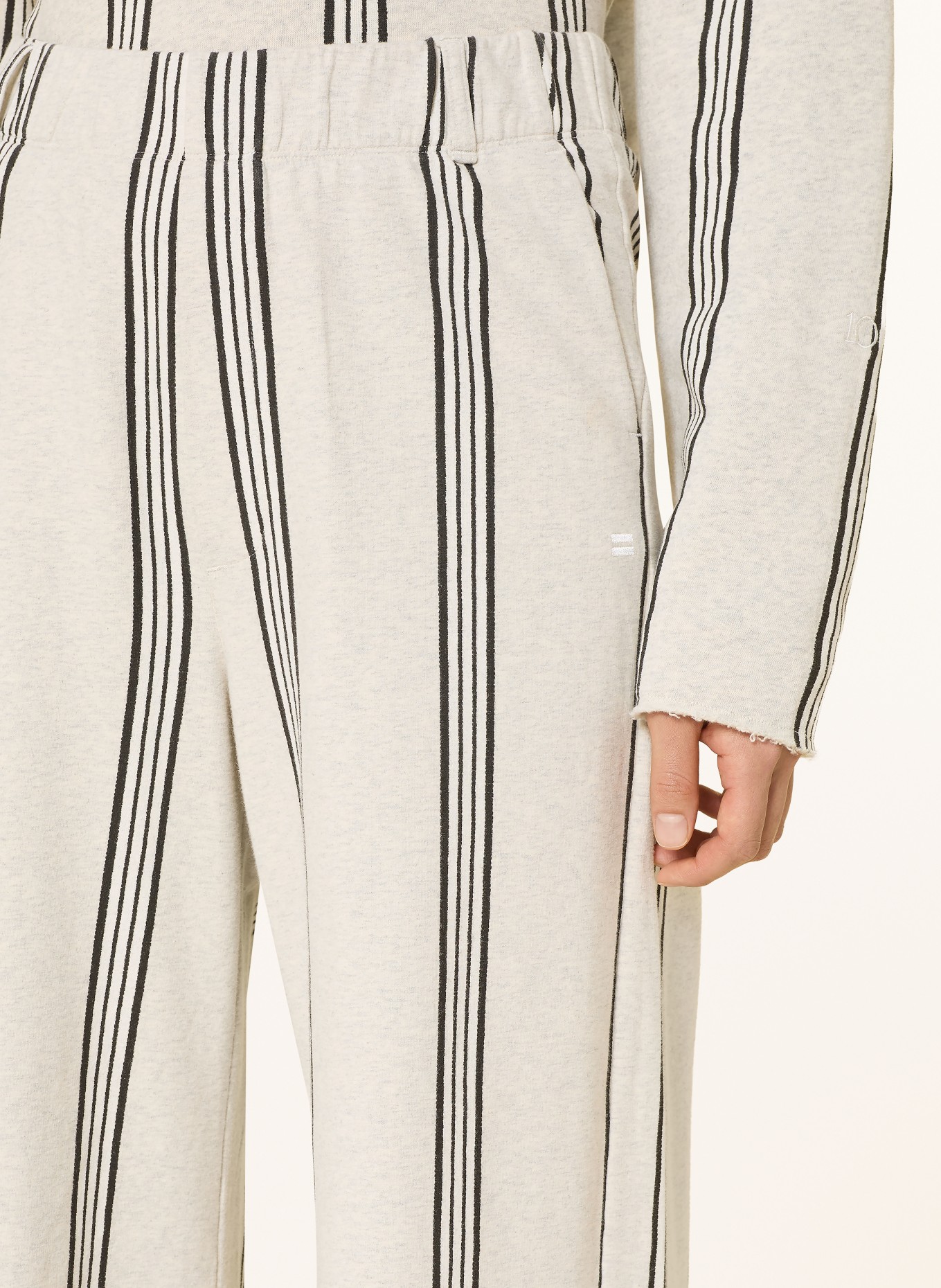 10DAYS Sweatpants: HELLGRAU / SCHWARZ