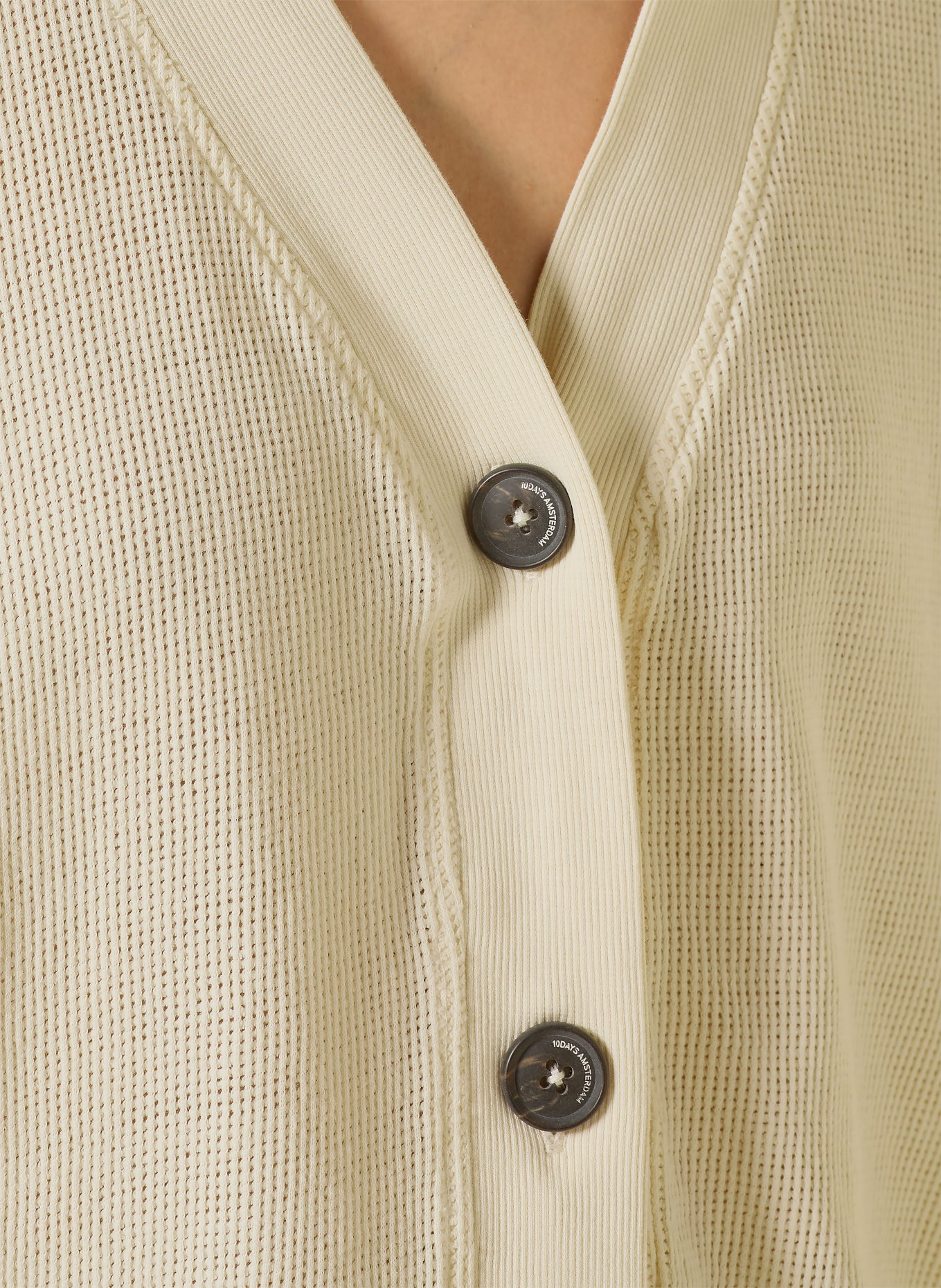 10DAYS Strickjacke: CREME