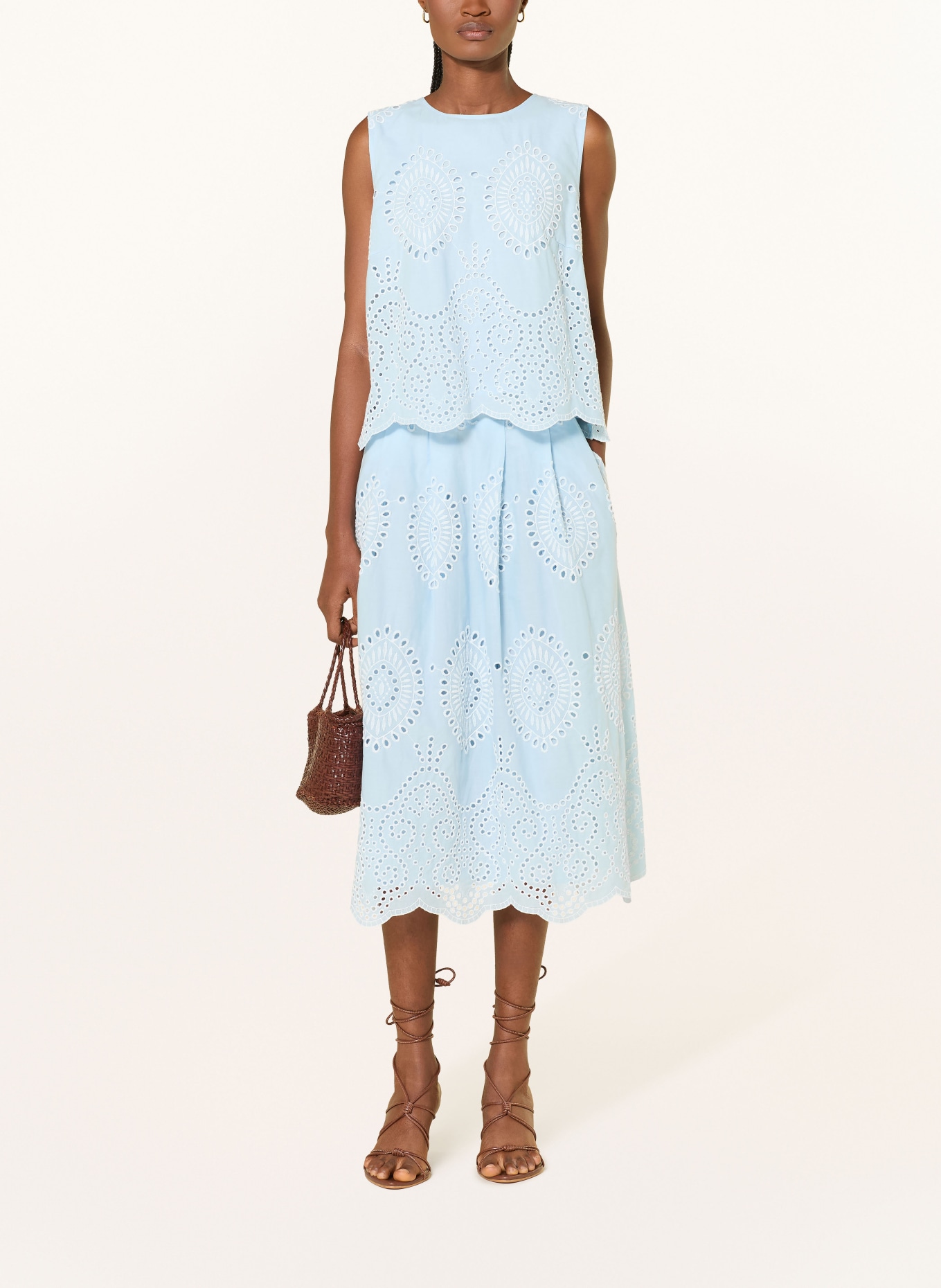 MORE & MORE Spódnica z koronki z dziurkami: JASNONIEBIESKI / BIAŁY