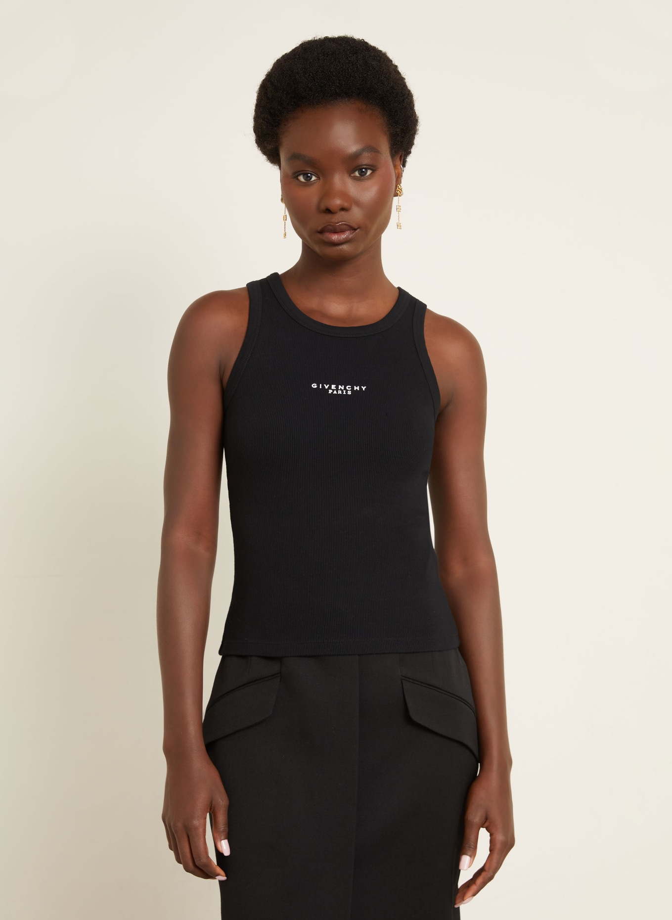 GIVENCHY Top: SCHWARZ