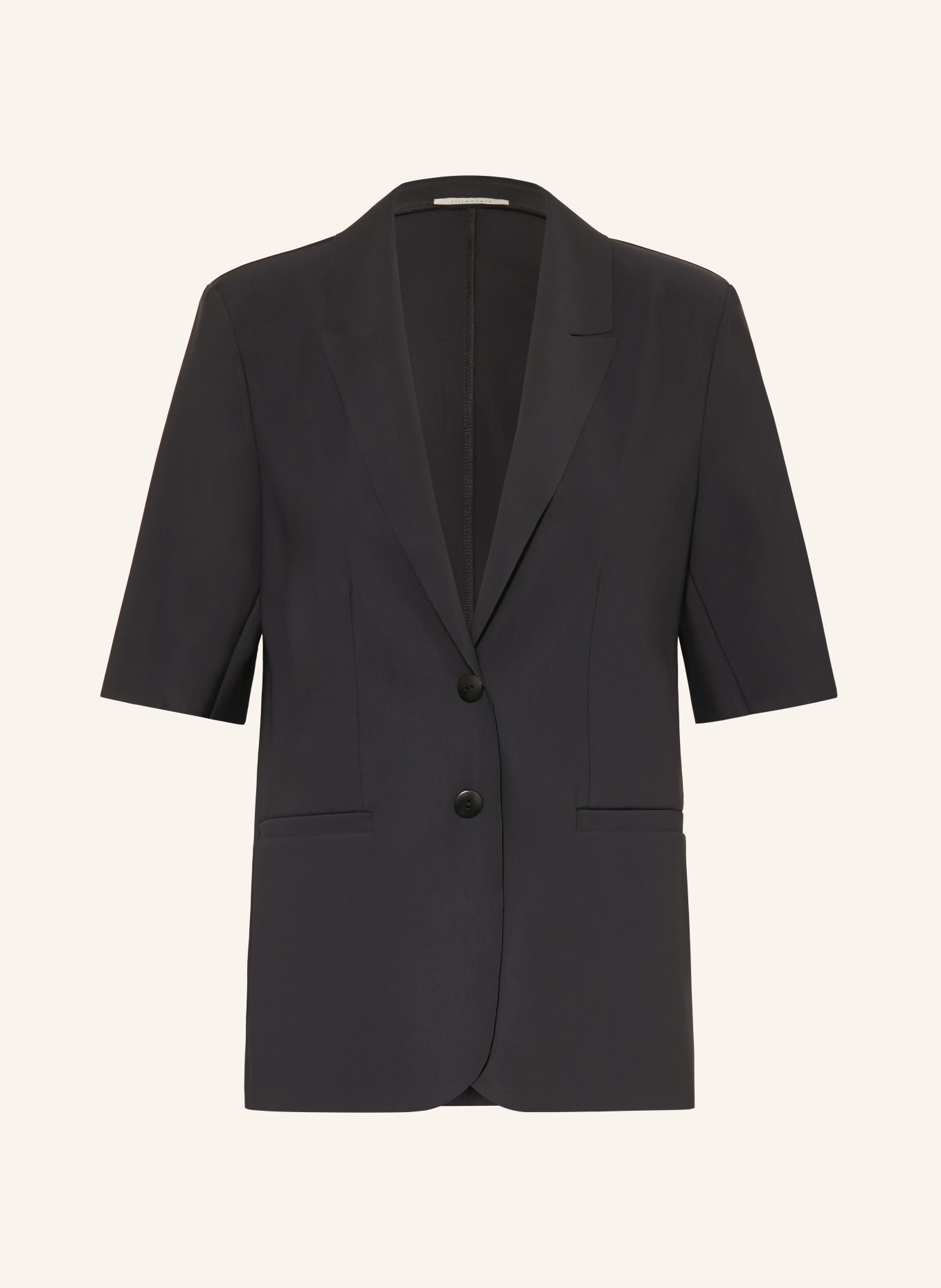 lilienfels sako: ČERNÁ