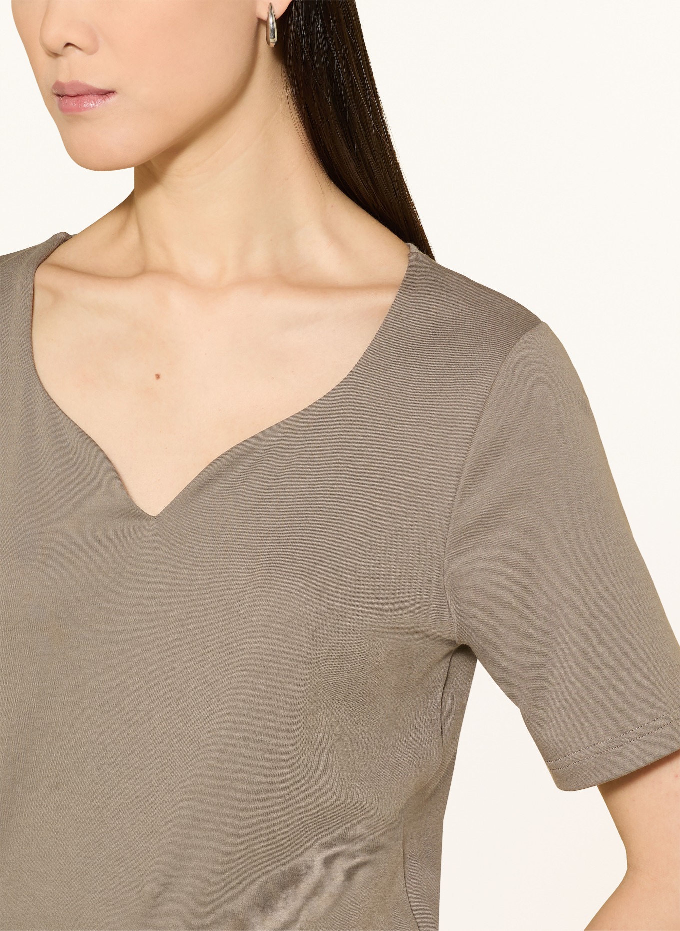 efixelle T-Shirt: TAUPE