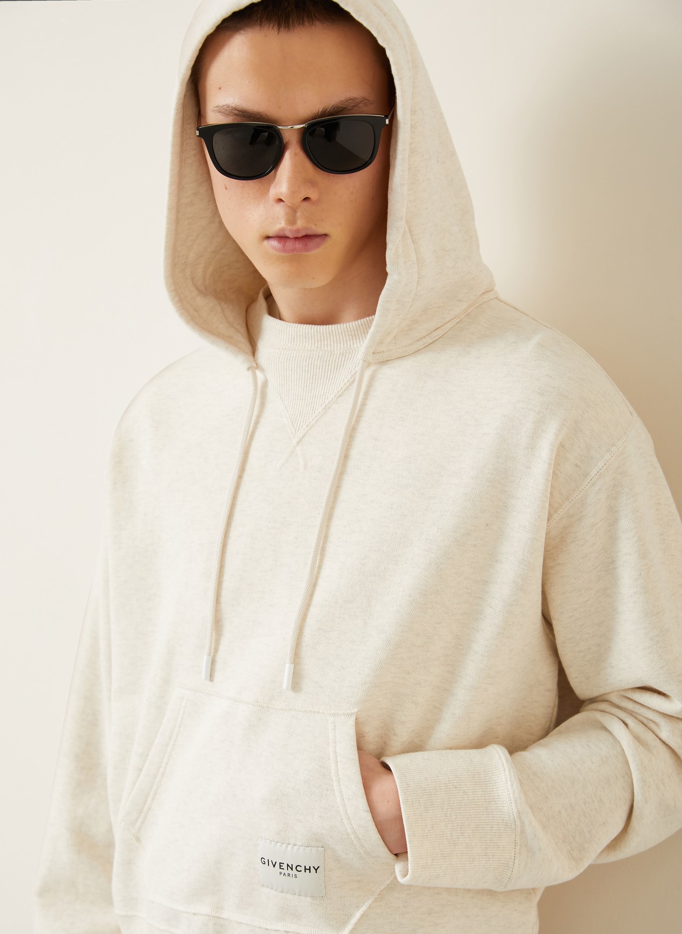 GIVENCHY Hoodie: CREME