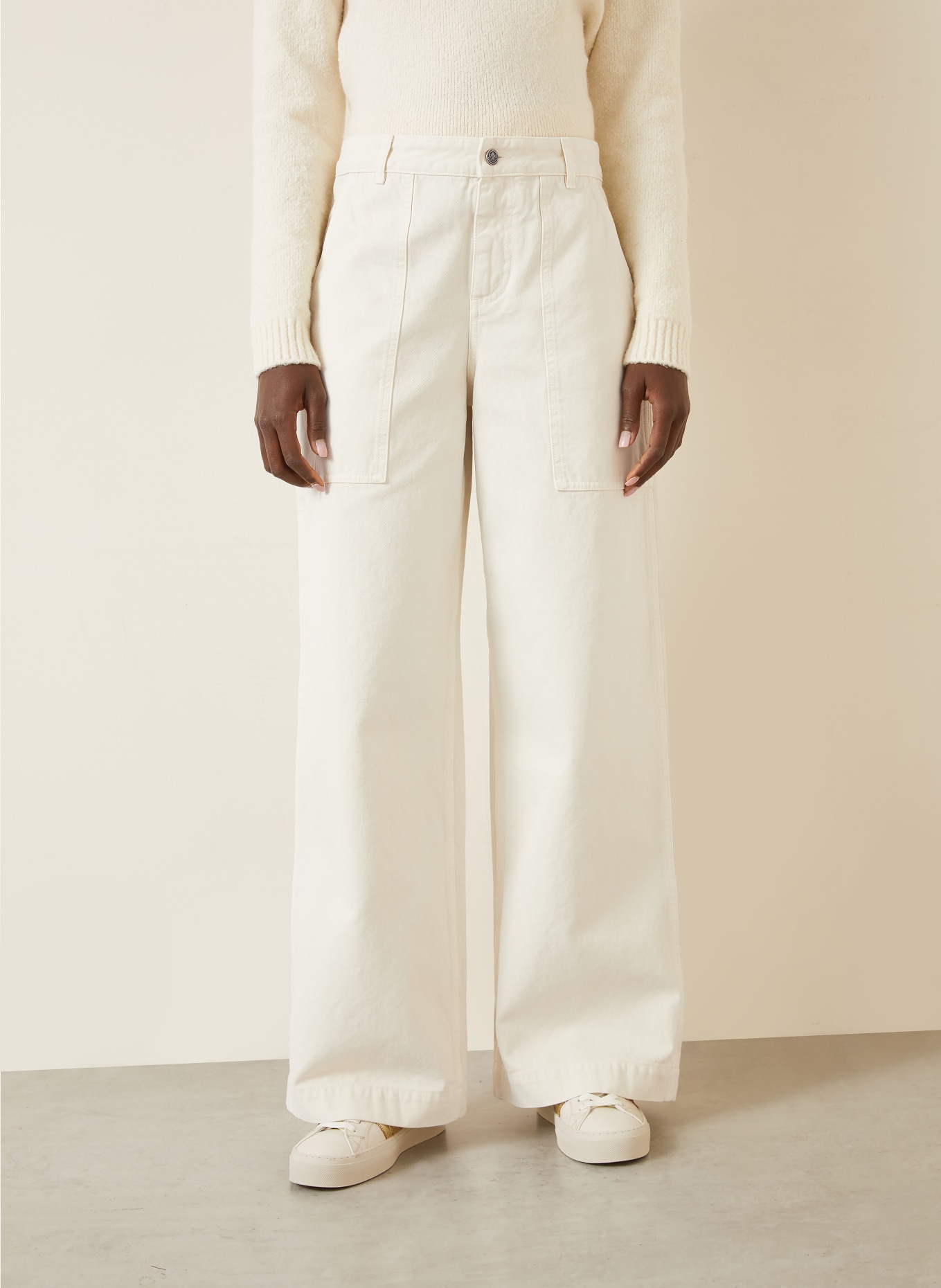 MONCLER Wide Leg Jeans: 20F