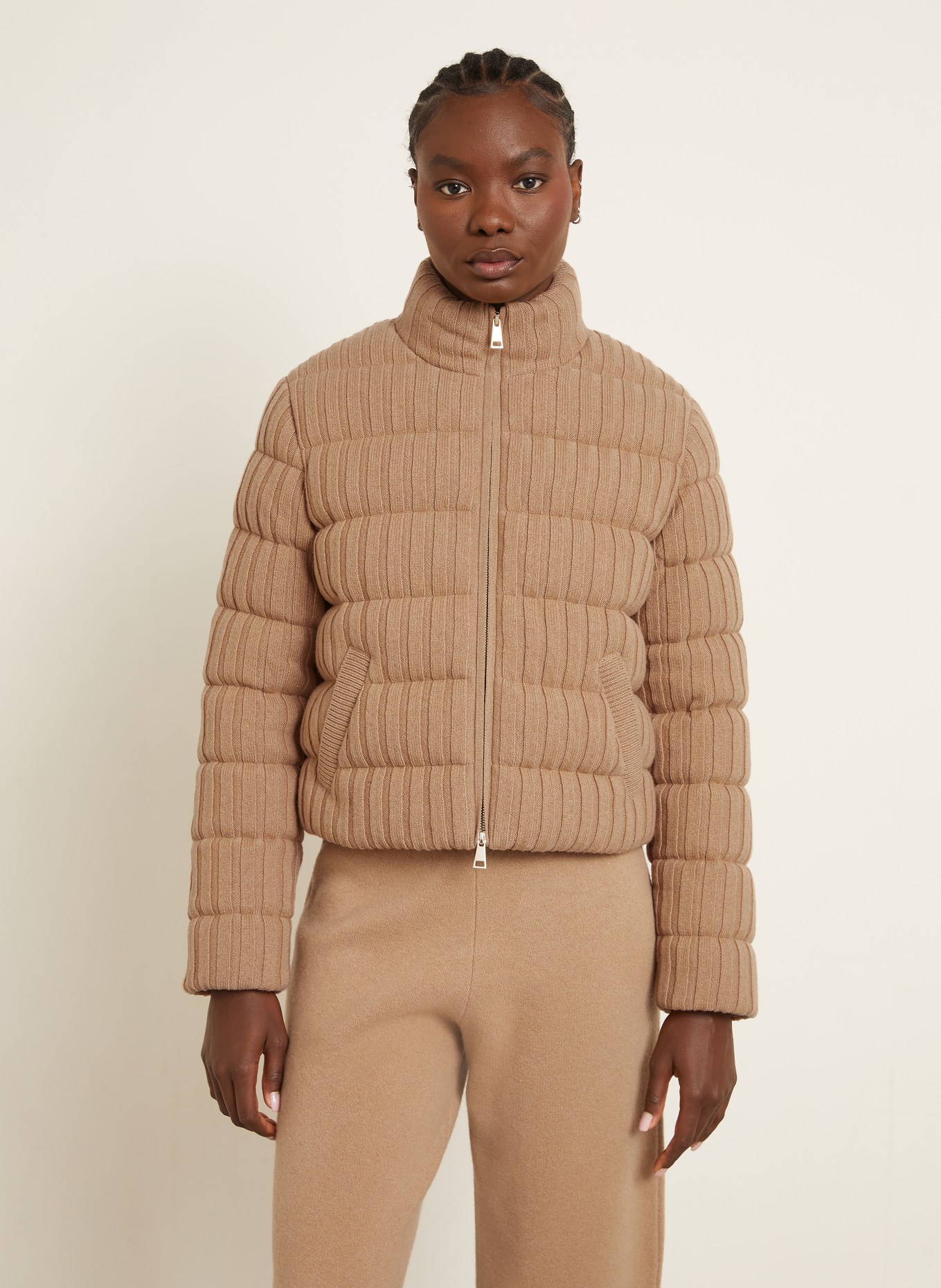 MONCLER Daunenjacke: CAMEL