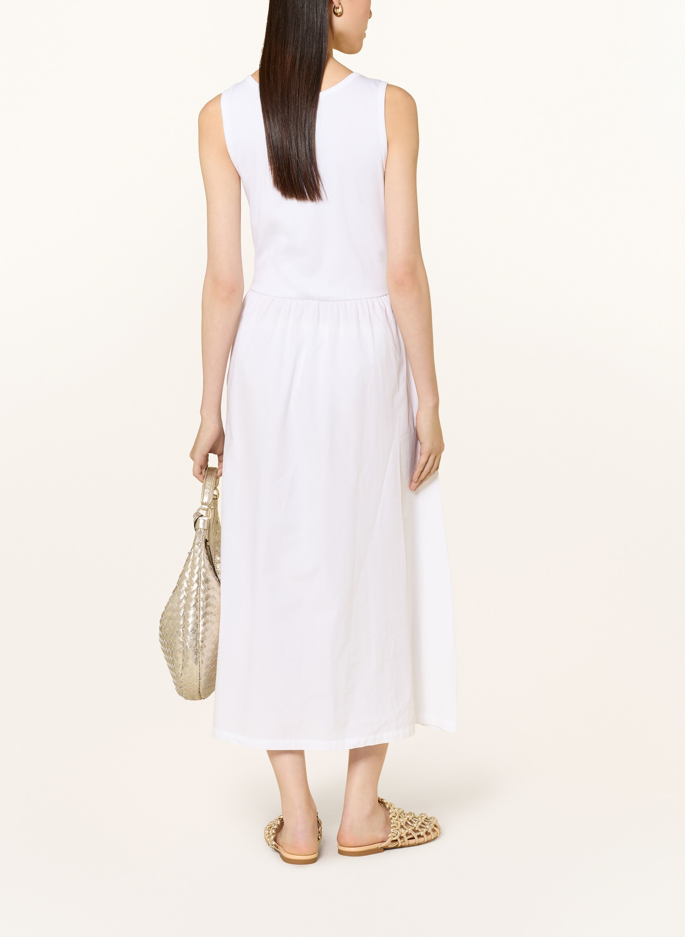 darling harbour robe: WHITE