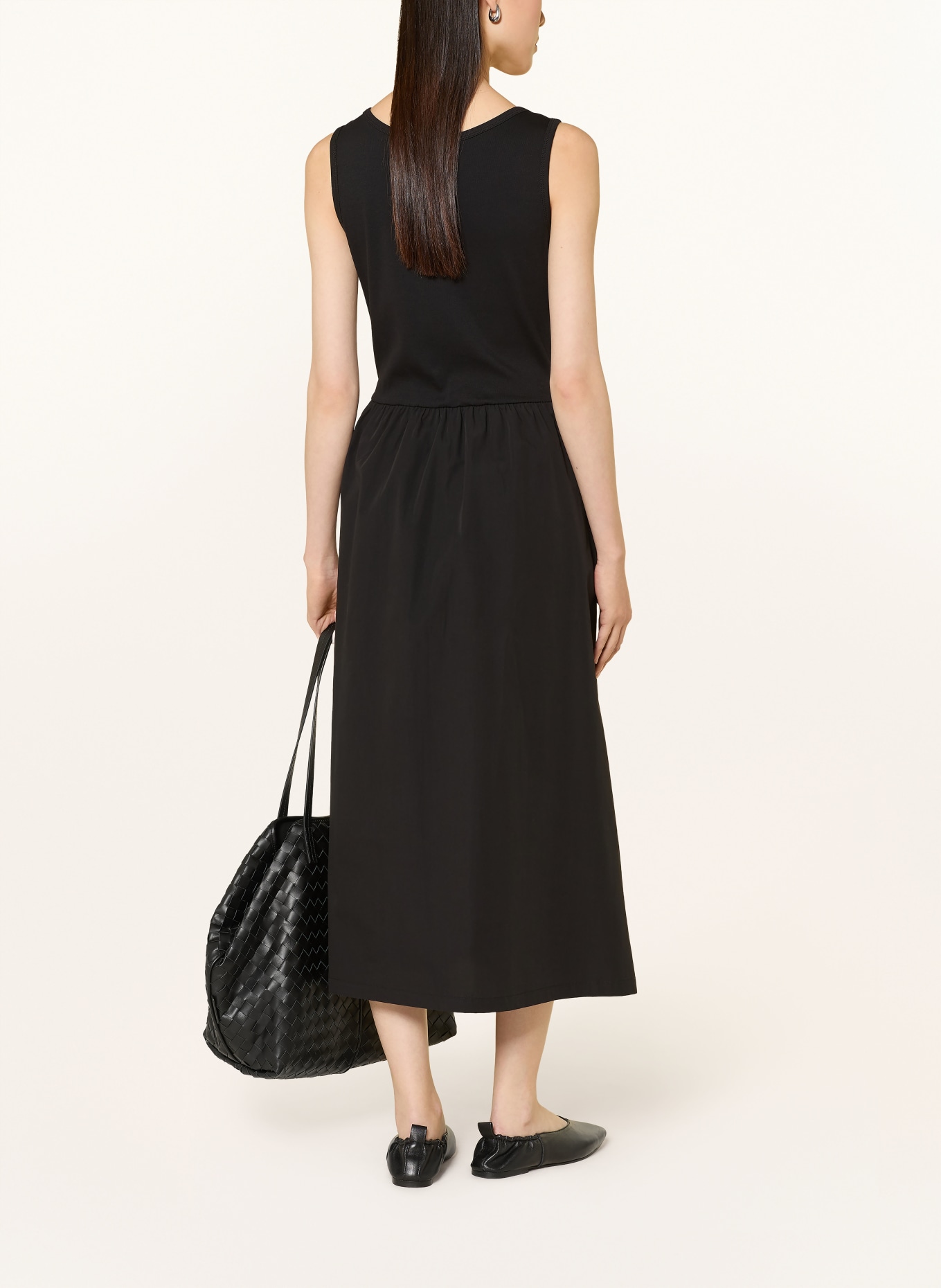 darling harbour robe: BLACK